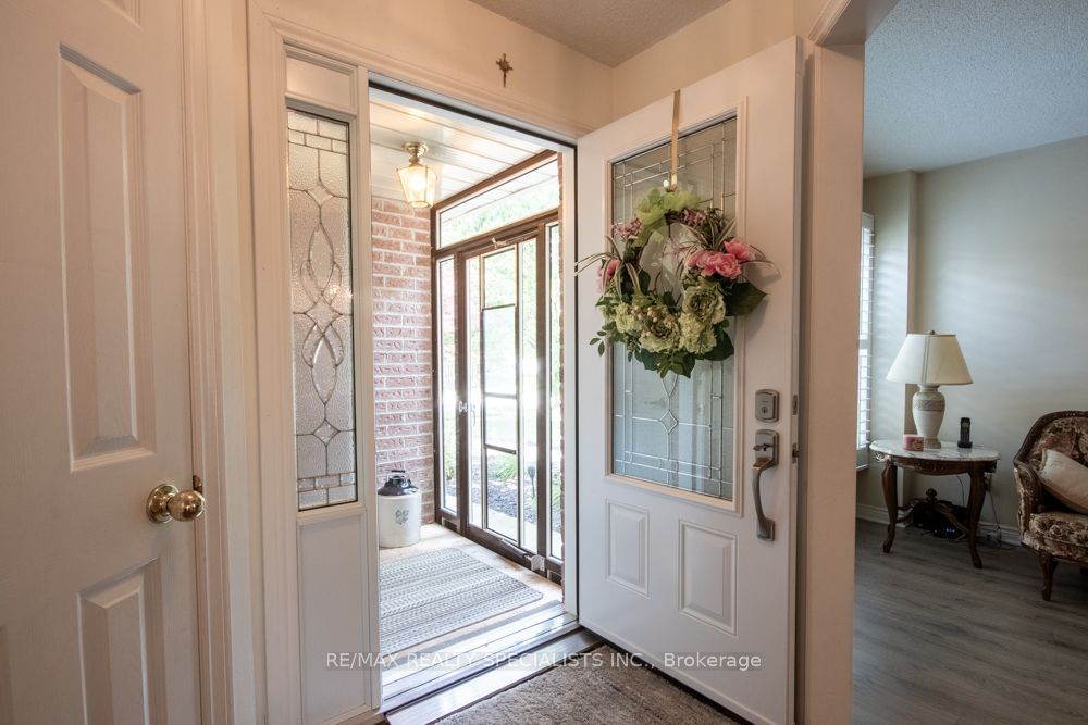 358 Erin Street, Oakville, ON L6H 4P9 photo 4