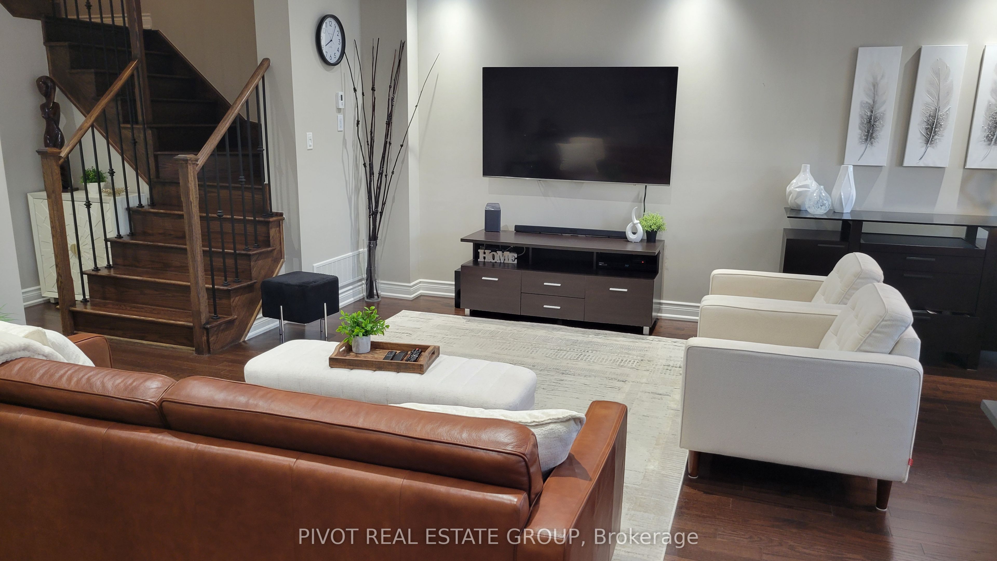 1292 Clarriage Court, Milton, ON L9E 1J4 photo 4