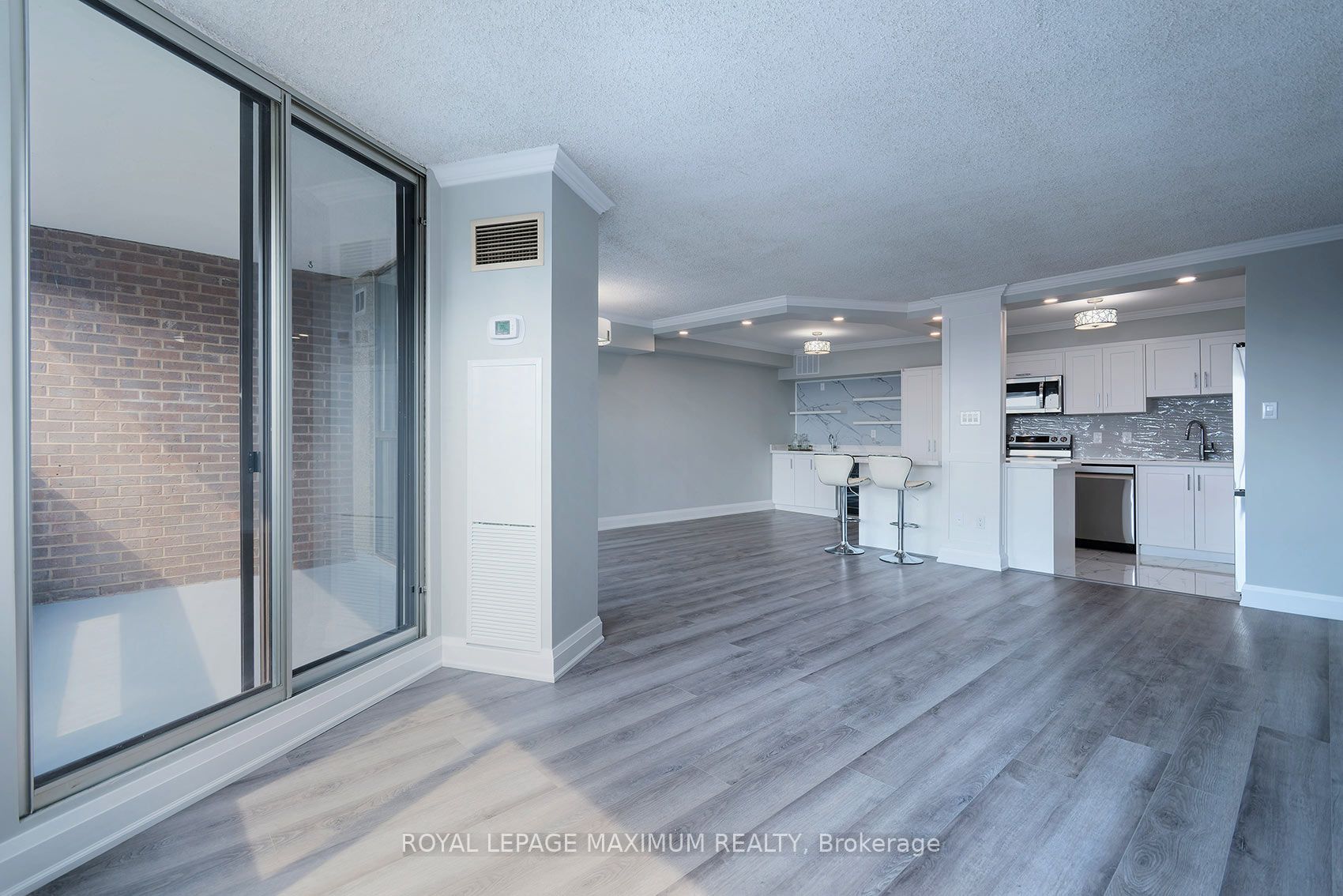50 Elm Drive E 1205, Mississauga, ON L5A 3X2 photo 5