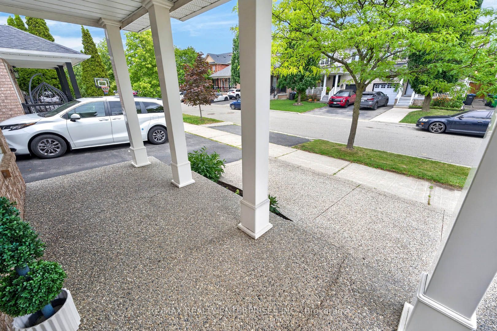 3877 Barley Trail, Mississauga, ON L5M 6N2 photo 3