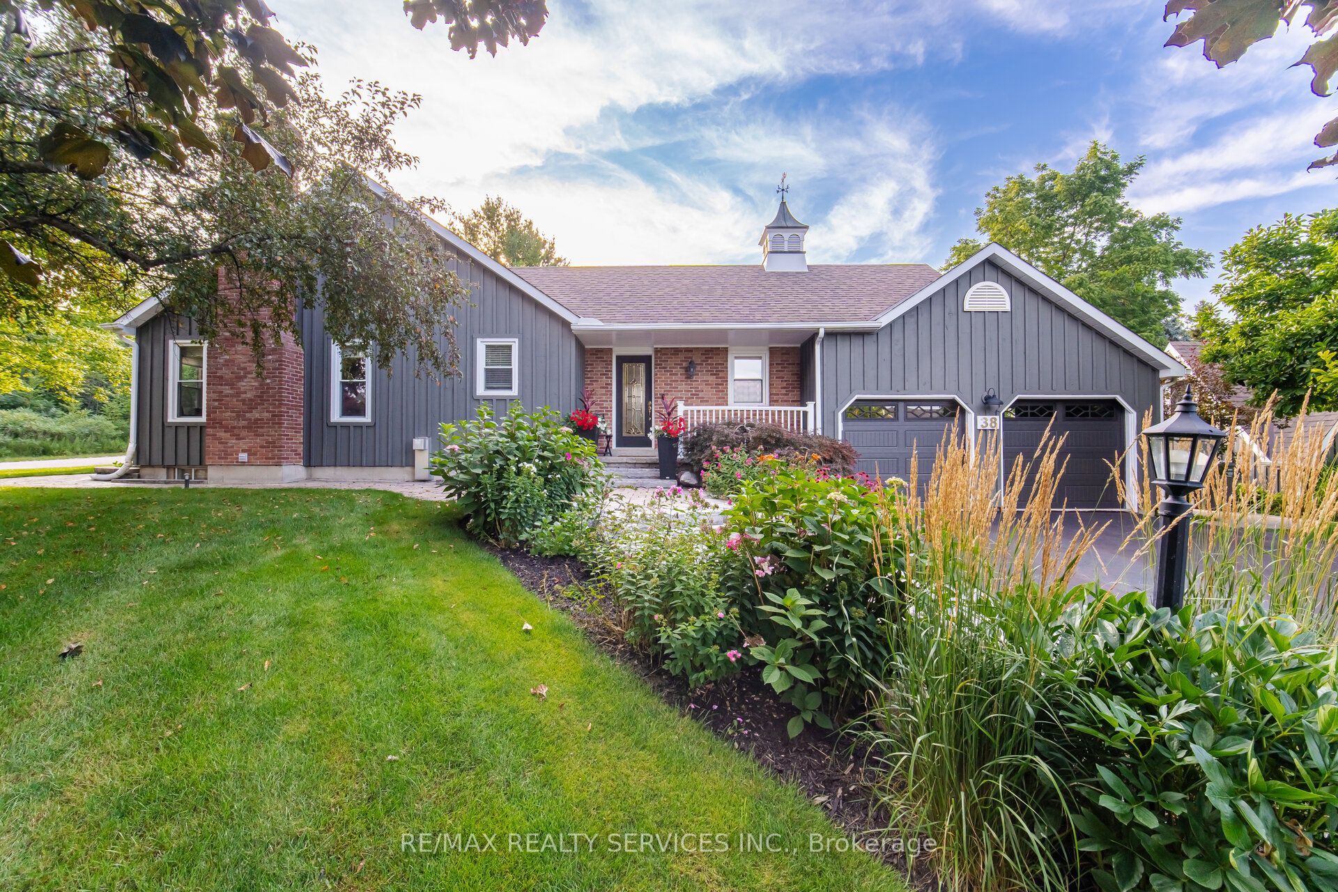 38 West Village Drive, Caledon, ON L7C 1H3 photo 5