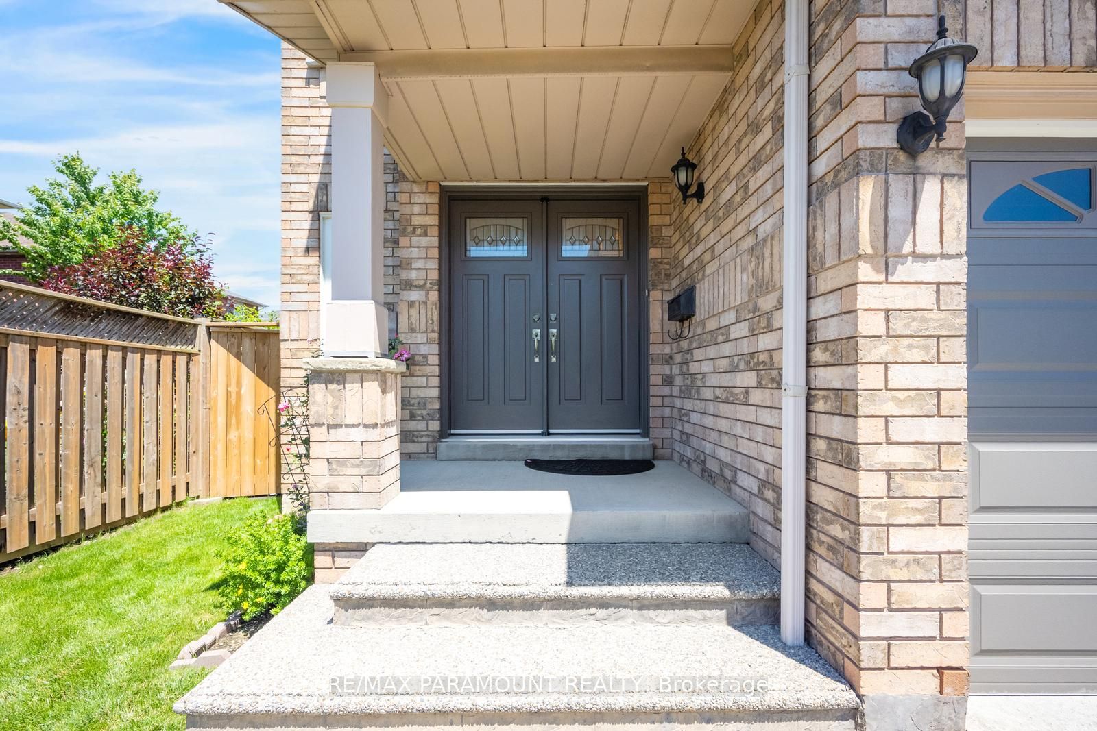 6407 Ormindale Way, Mississauga, ON L5V 1J3 photo 4