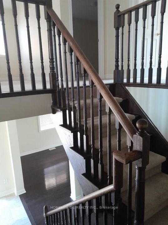5165 Doubletree Drive, Mississauga, ON L5M 8B2 photo 2