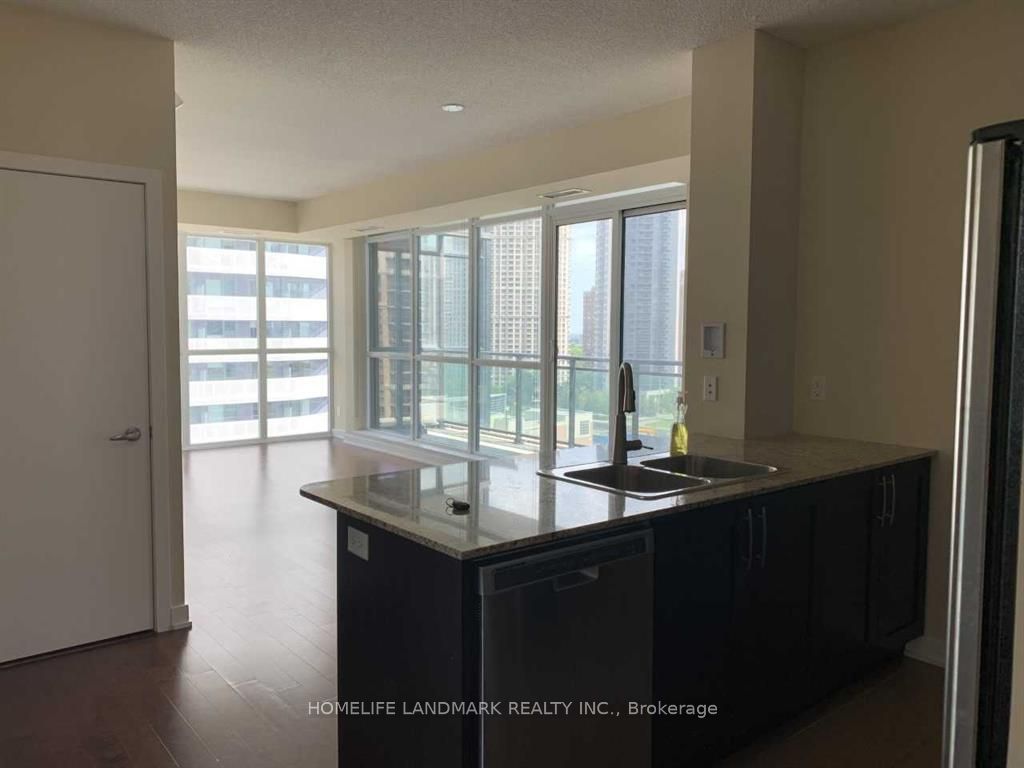 4070 Confederation Parkway 1002, Mississauga, ON L5B 0E9 photo 3