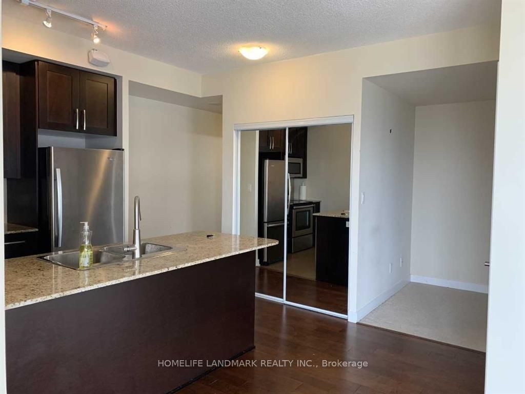 4070 Confederation Parkway 1002, Mississauga, ON L5B 0E9 photo 5