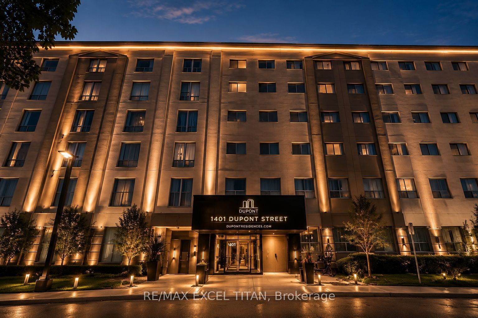 1401 Dupont Street 115, Toronto, ON M6H 4J7