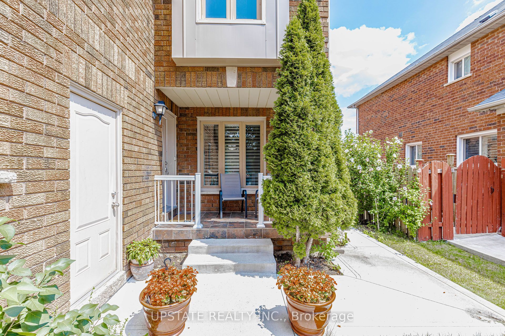 9 Palmolive Street, Brampton, ON L6R 1P4 photo 5