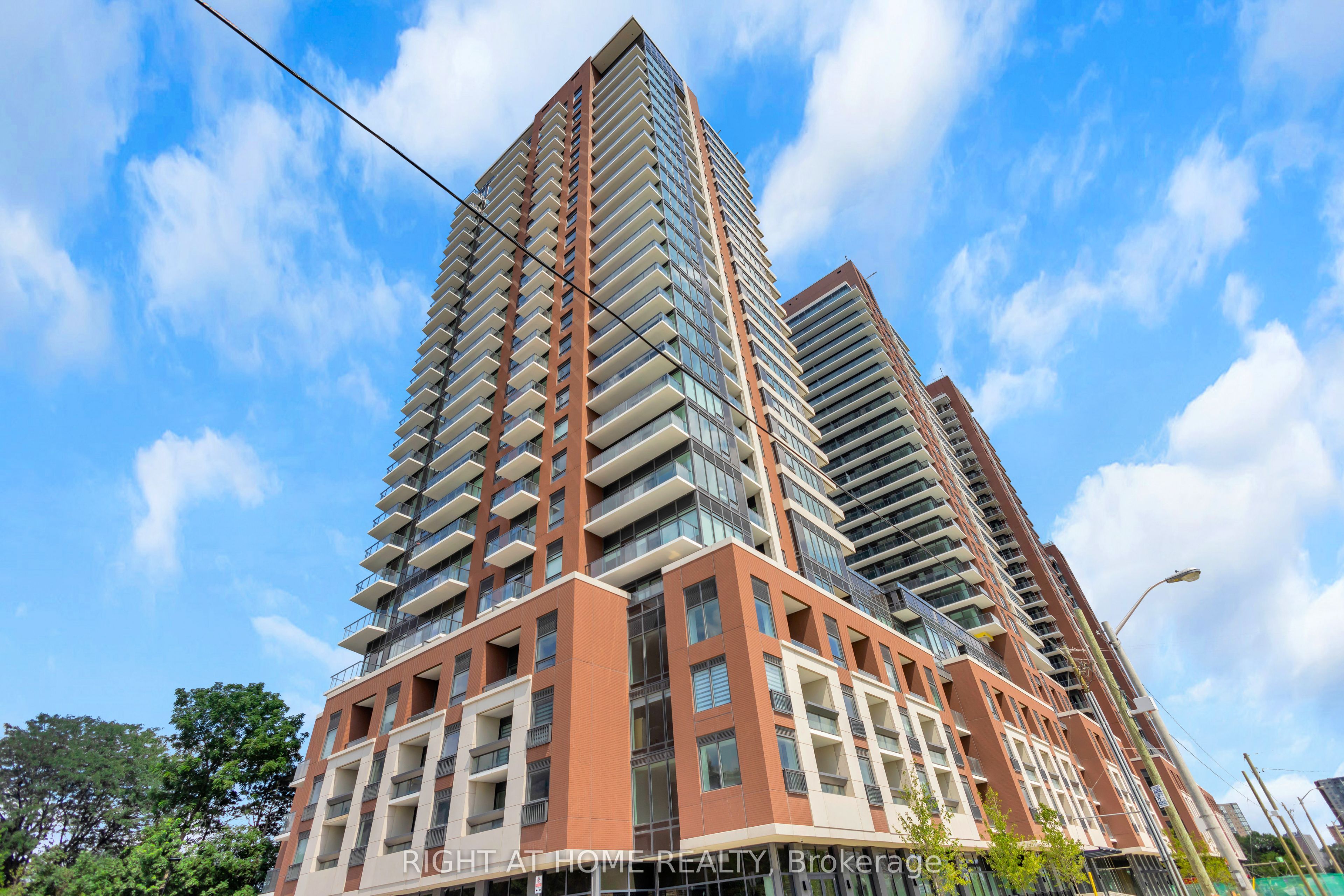 4010 Eglinton Avenue W 1501, Toronto, ON M9A 0G5
