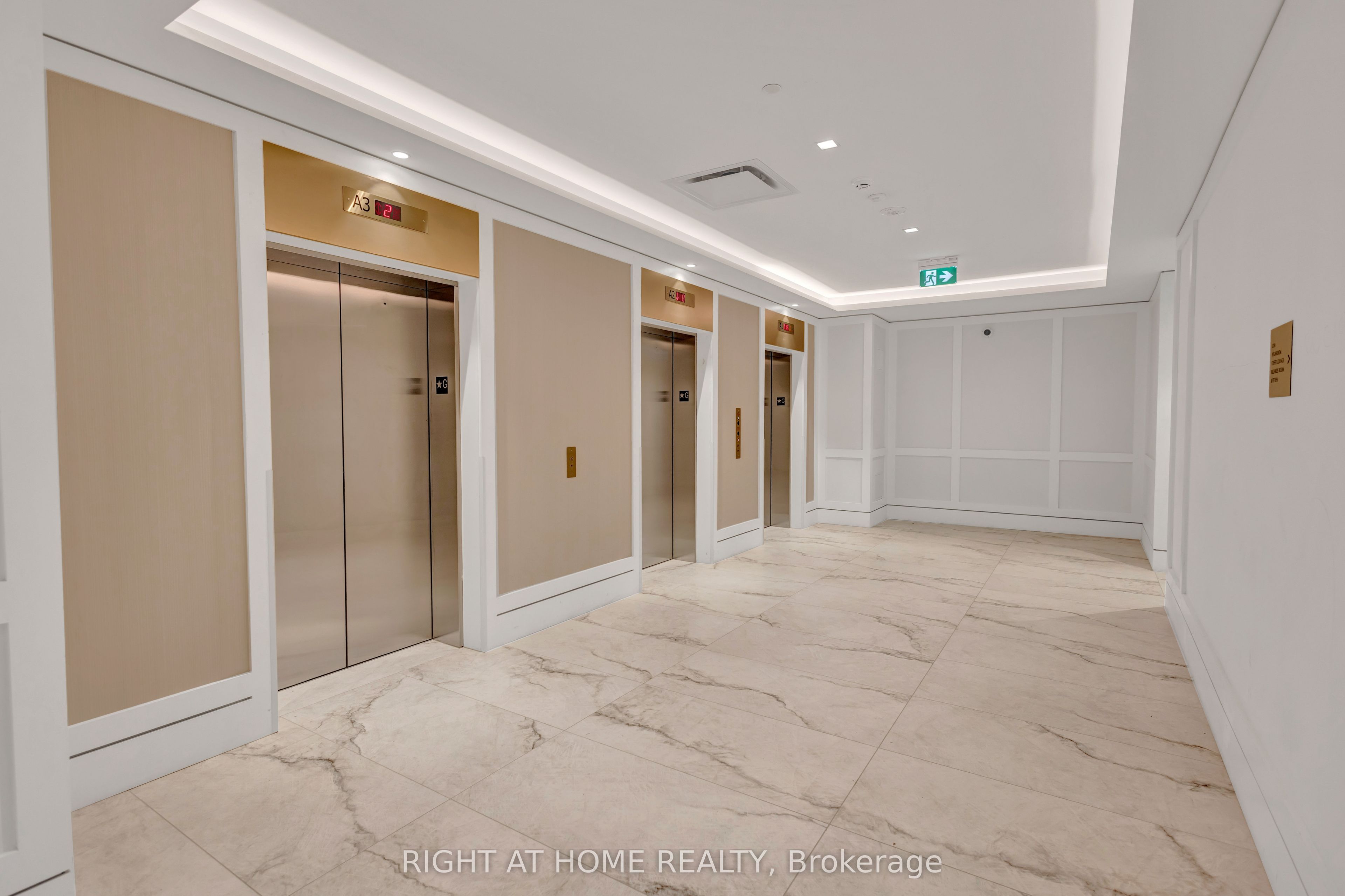 4010 Eglinton Avenue W 1501, Toronto, ON M9A 0G5 photo 5