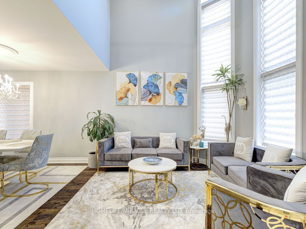 5437 Royal Aberdeen Drive, Mississauga, ON L4Z 3W2 photo 3
