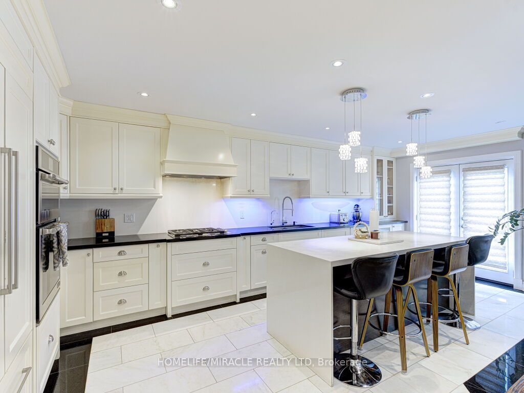 5437 Royal Aberdeen Drive, Mississauga, ON L4Z 3W2 photo 5
