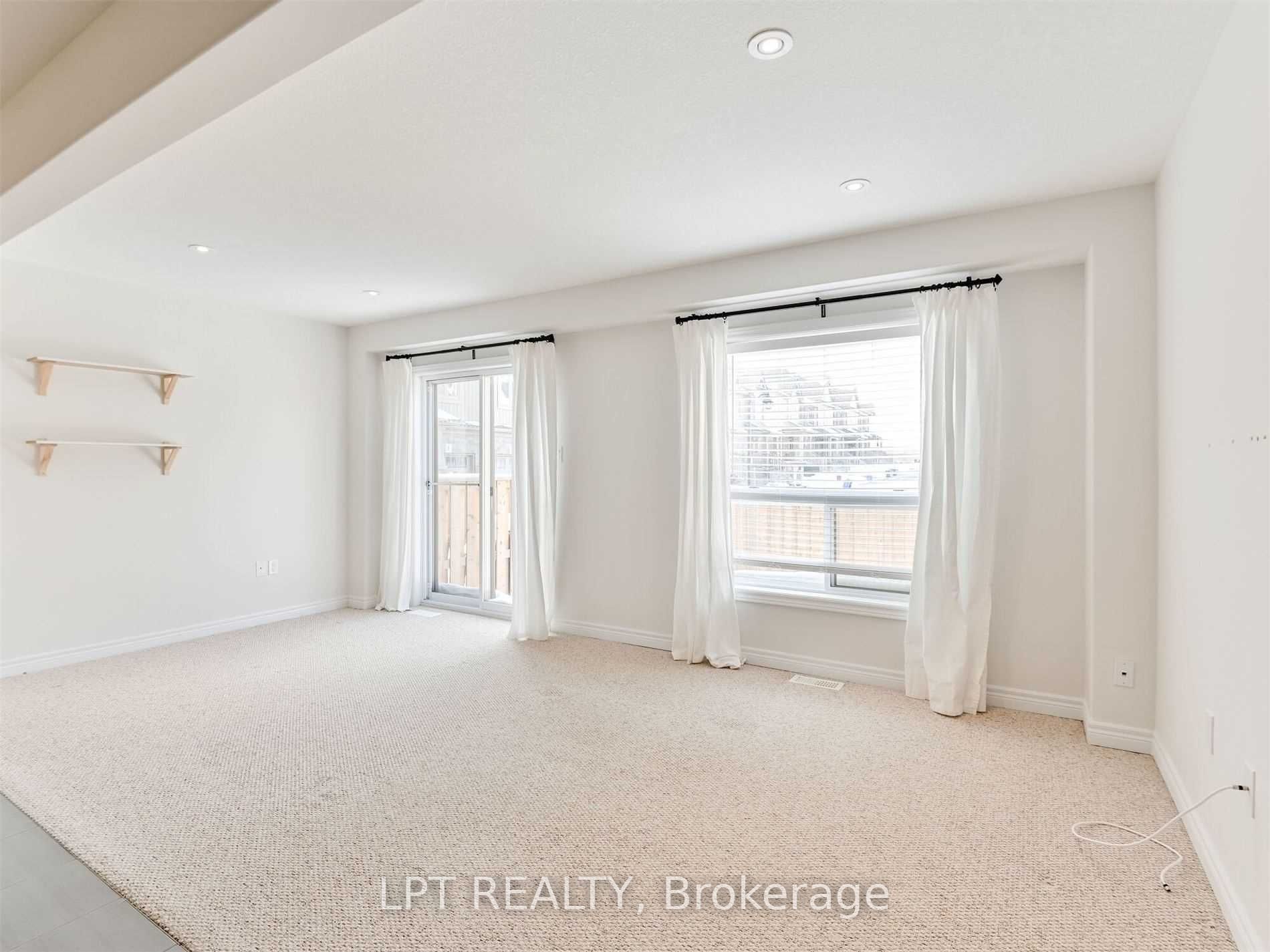 124 Parkinson Crescent 15, Orangeville, ON L9W 6X3 photo 5