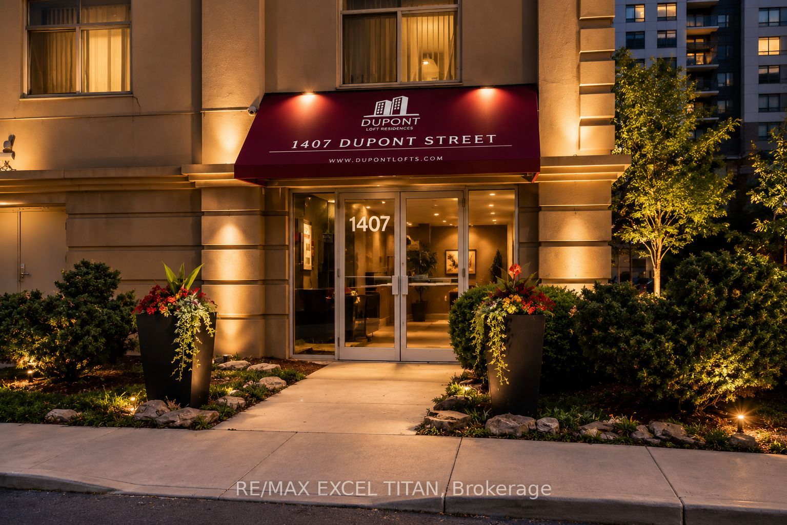 1407 Dupont Street 506, Toronto, ON M6H 2B1