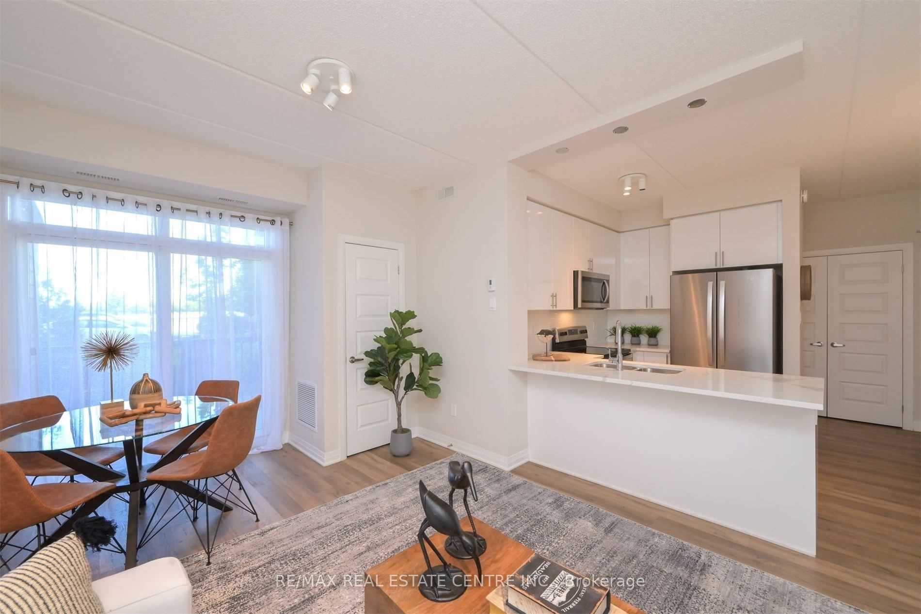 610 Farmstead Drive 102, Milton, ON L9T 8X5