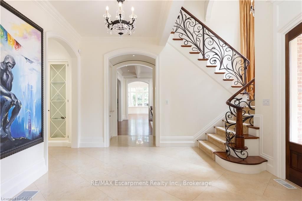 1081 Argyle Drive, Oakville, ON L6J 1A9 photo 4