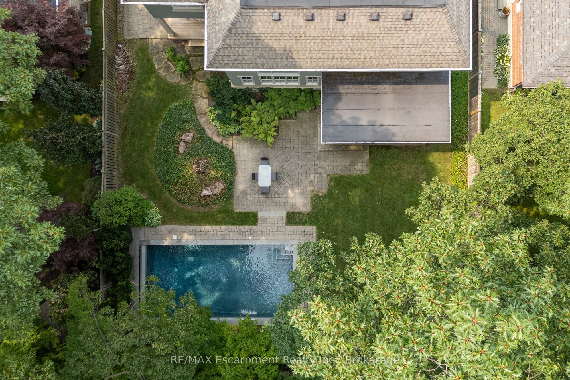 411 WEDGEWOOD Drive, Oakville, ON L6J 4S3 photo 4