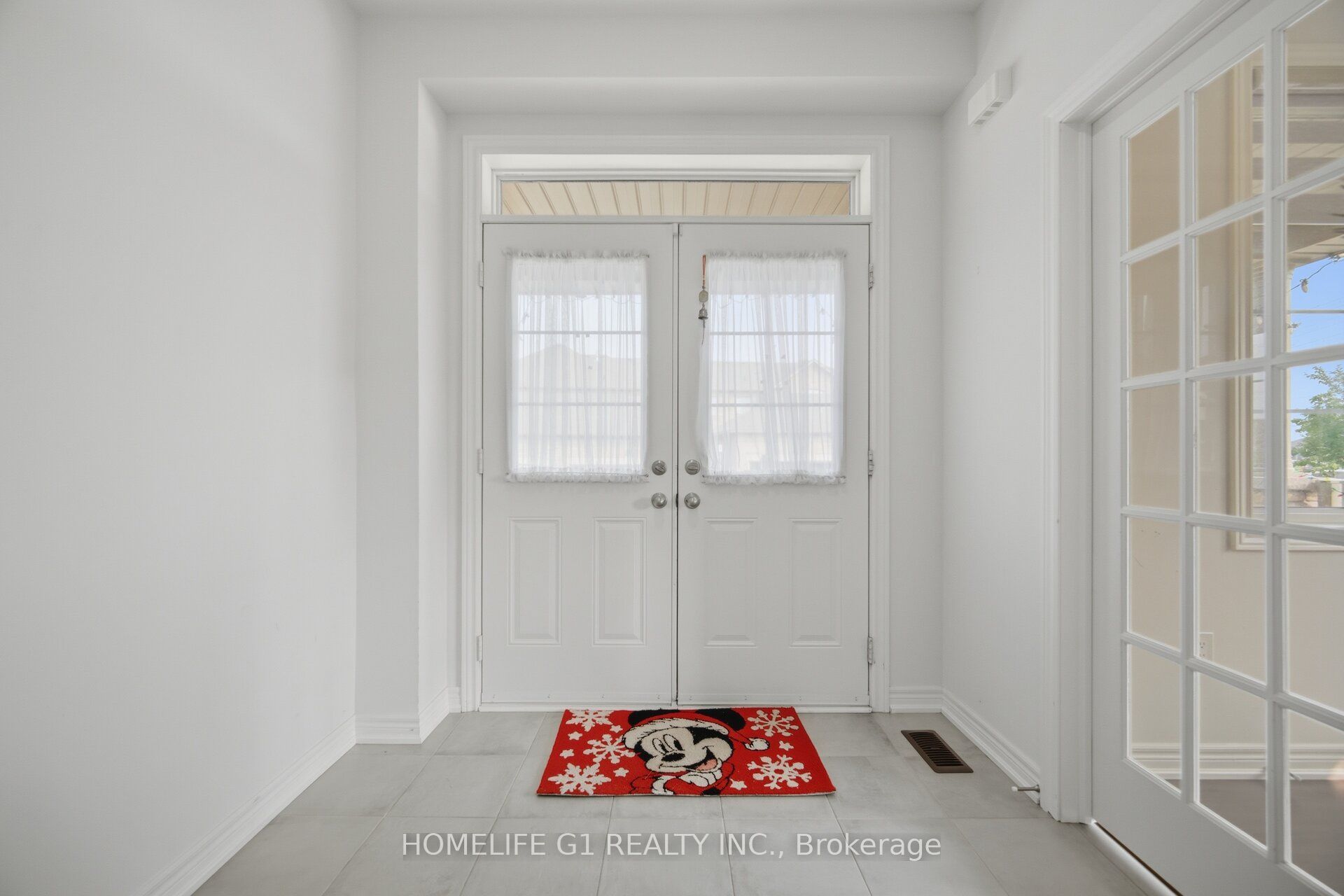 129 Holbrook Court, Milton, ON L9E 1J2 photo 4