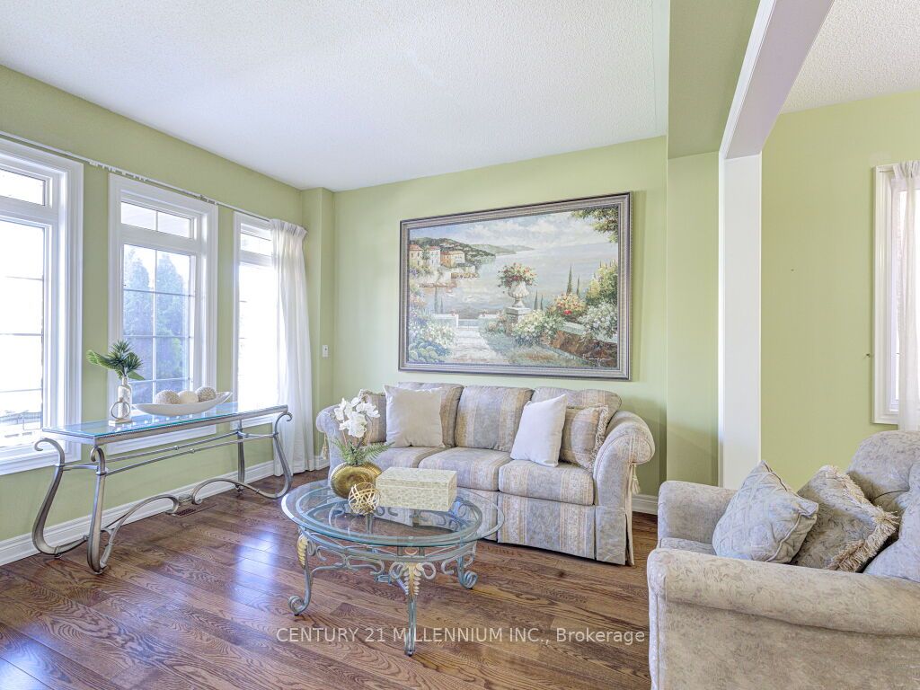 34 Lexington Road, Brampton, ON L6P 2B6 photo 5