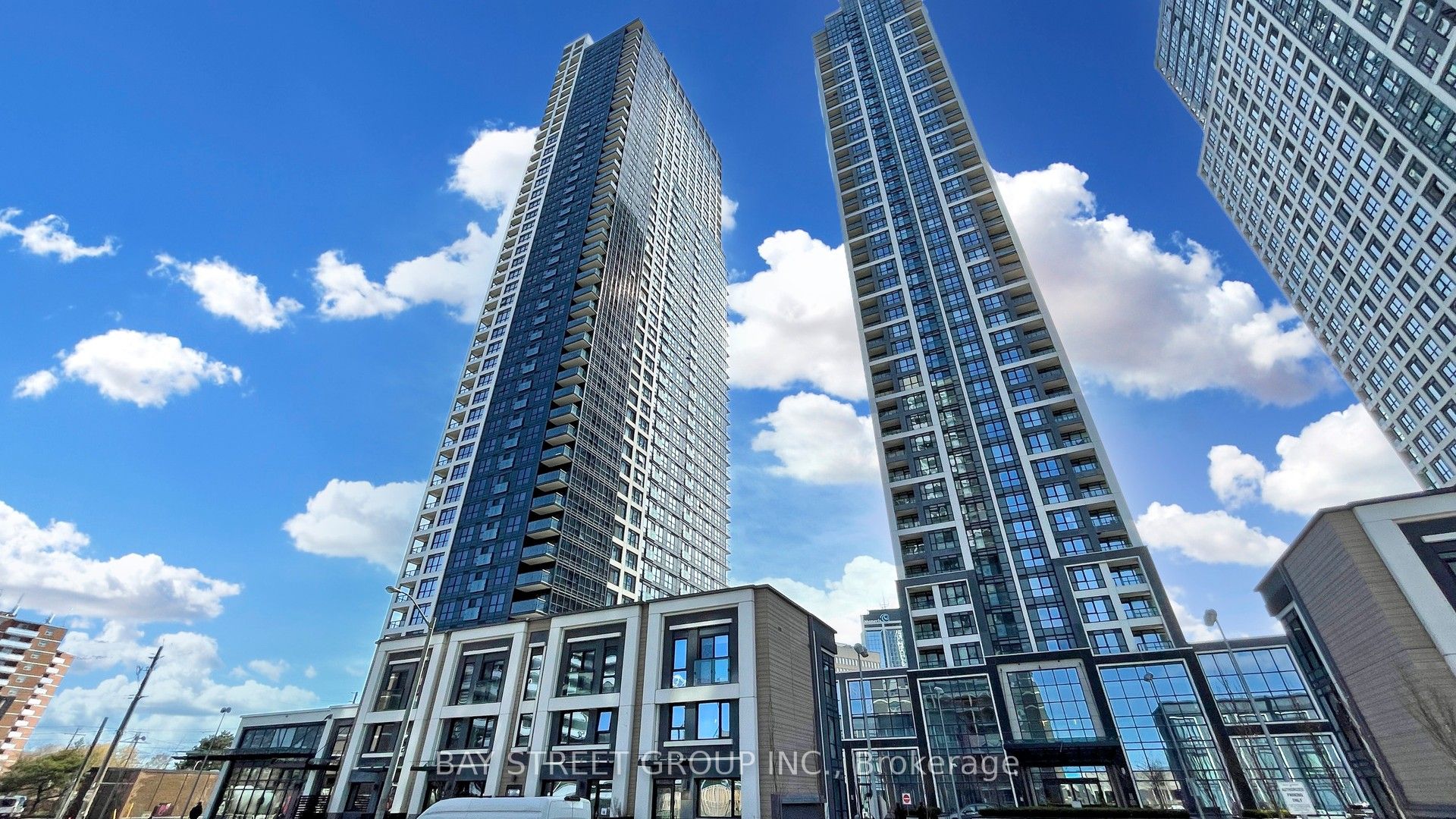 5 Mabelle Avenue 4032, Toronto, ON M9A 0C8 photo 3