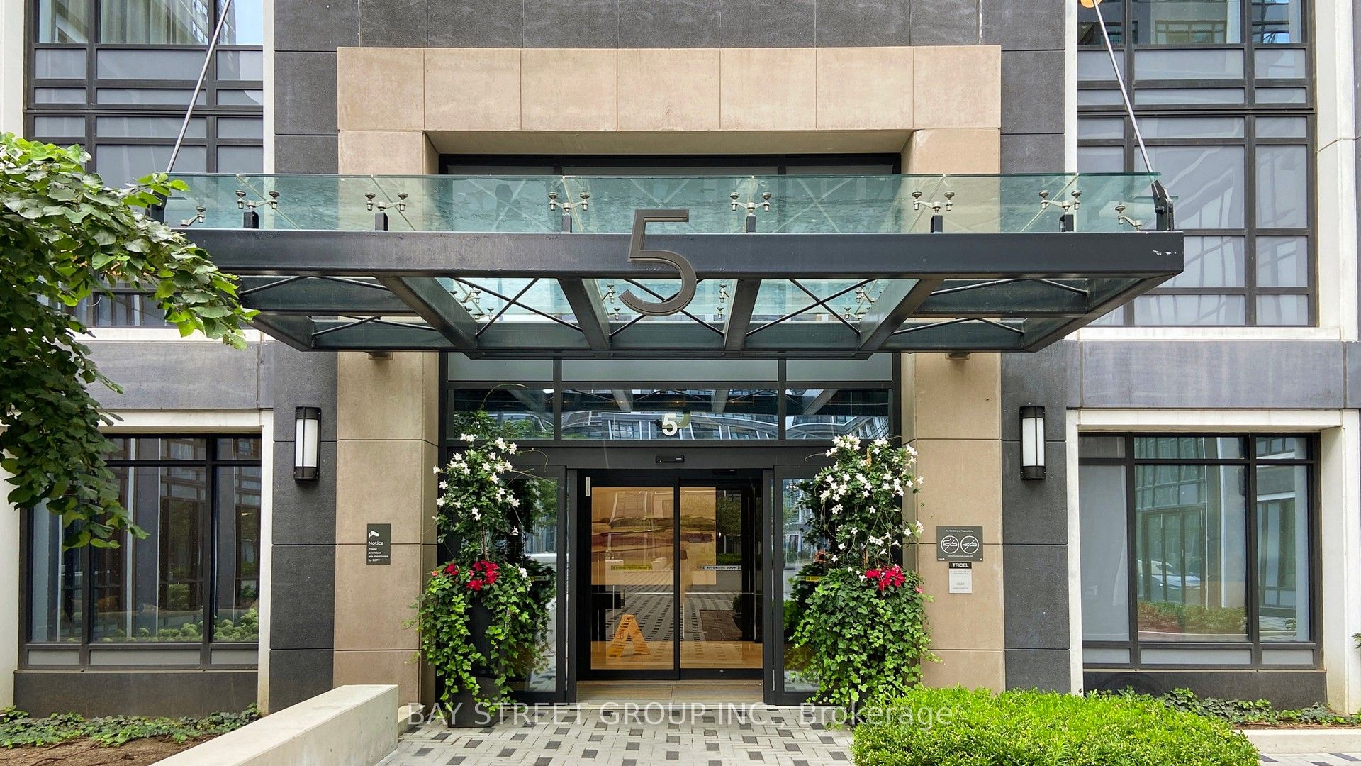 5 Mabelle Avenue 4032, Toronto, ON M9A 0C8 photo 5