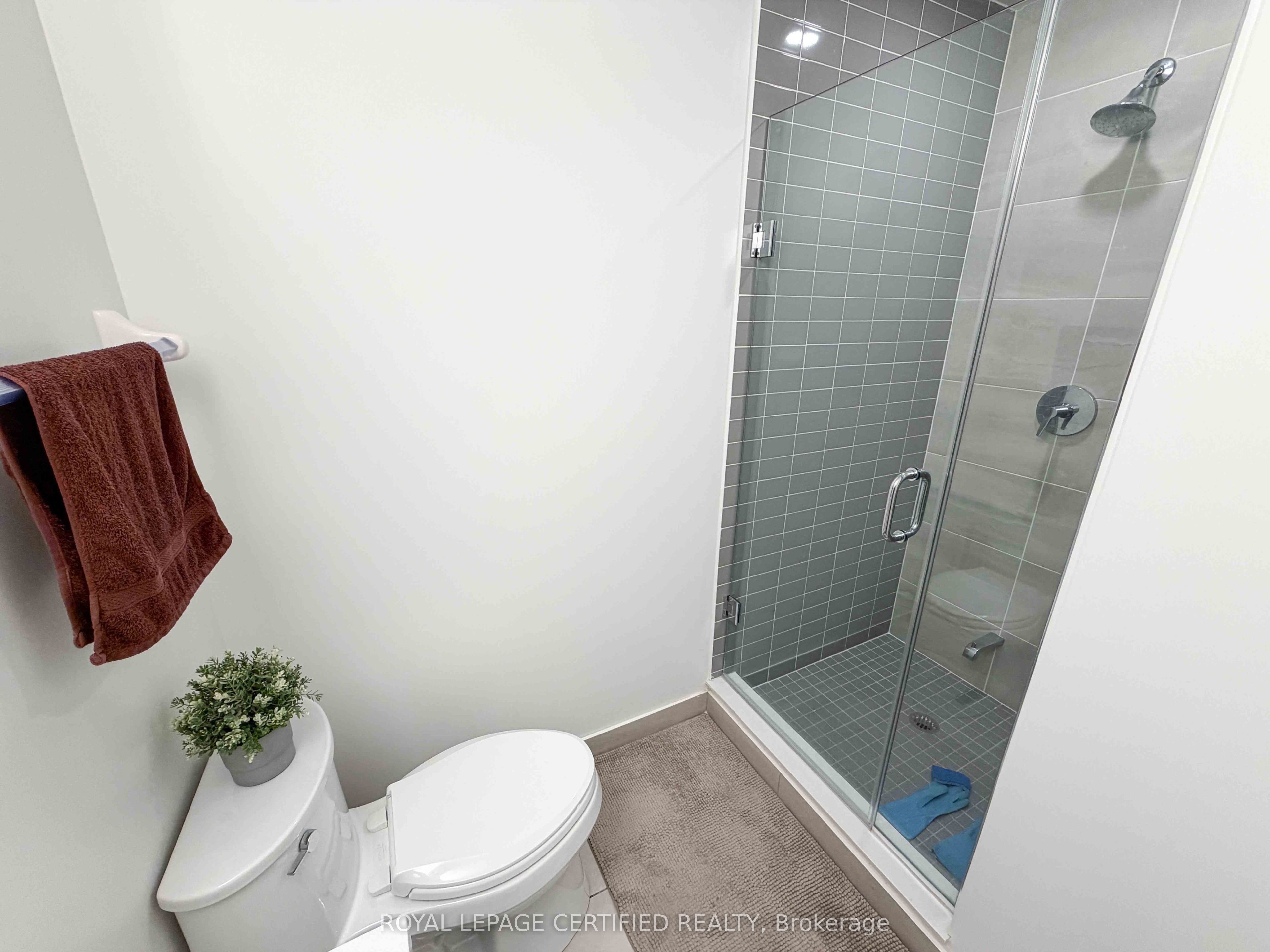 4677 Glen Erin Drive PH02, Mississauga, ON L5M 2E3 photo 4