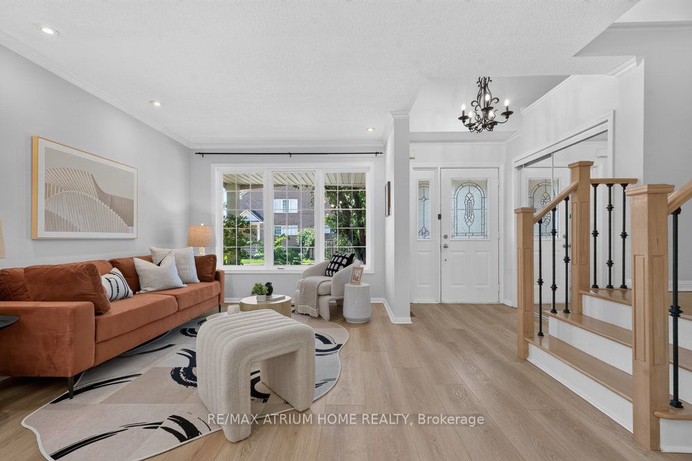 2293 Oakhaven Drive, Oakville, ON L6M 3Y9 photo 4