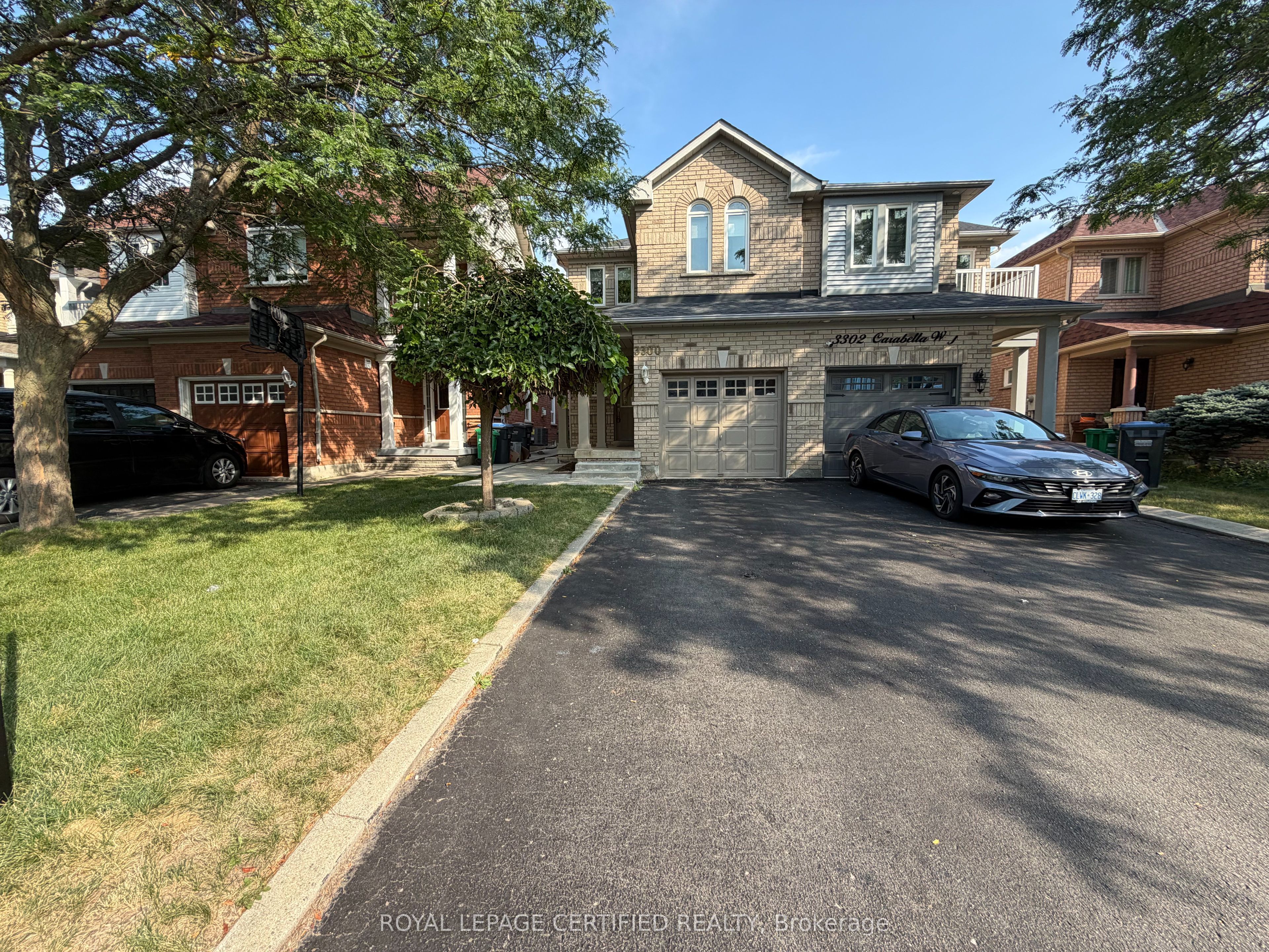 3300 Carabella Way, Mississauga, ON L5M 6T4 photo 2