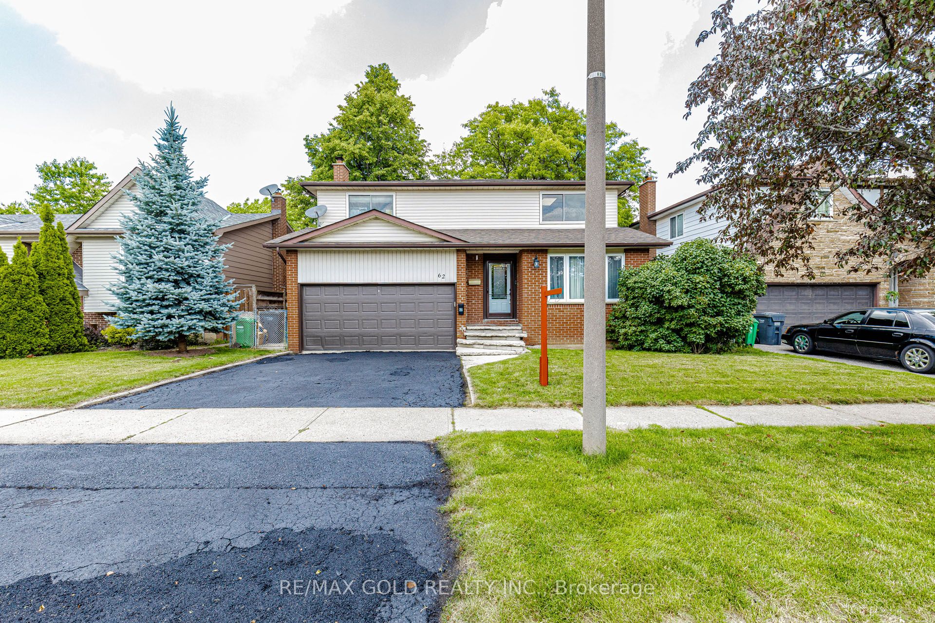 62 Charters Road, Brampton, ON L6V 2S5 photo 2