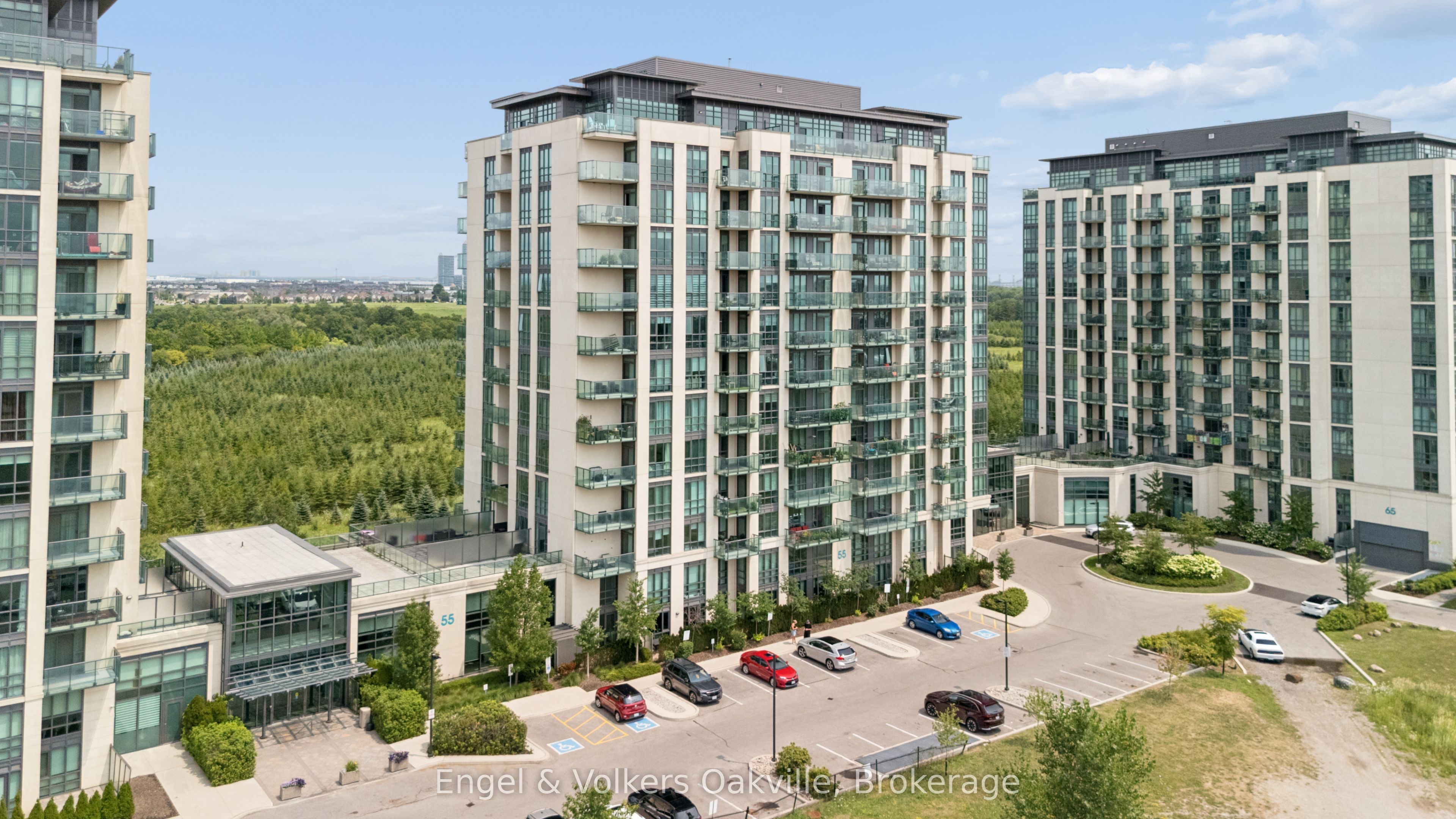 55 Yorkland Boulevard 1204, Brampton, ON L6P 4K9