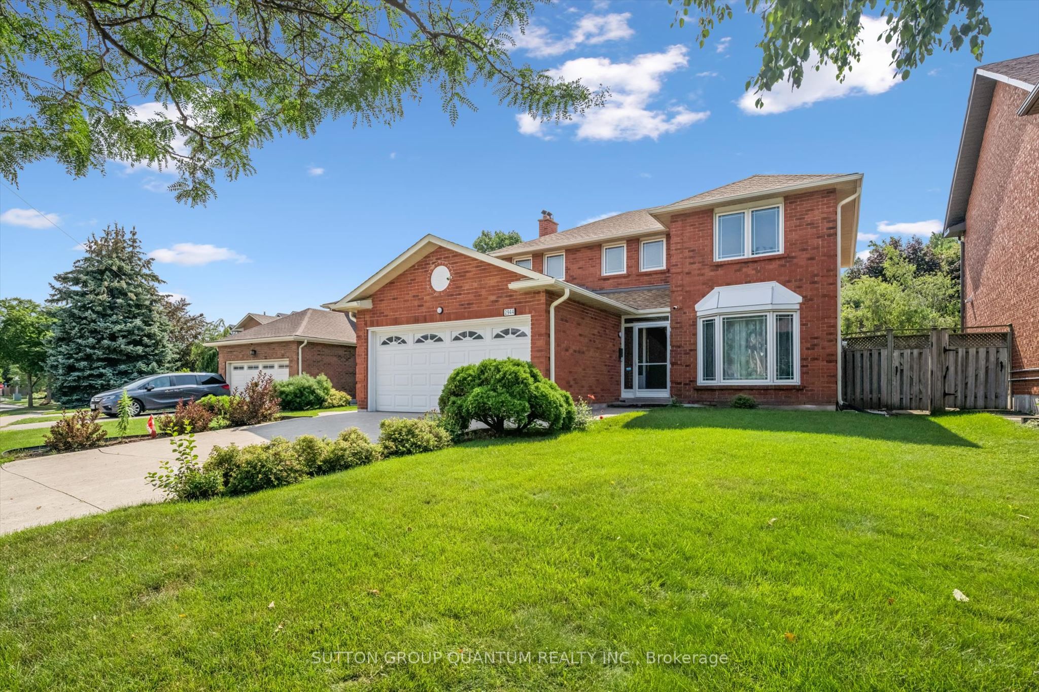 2944 Kingsway Drive, Oakville, ON L6J 6R2 photo 2
