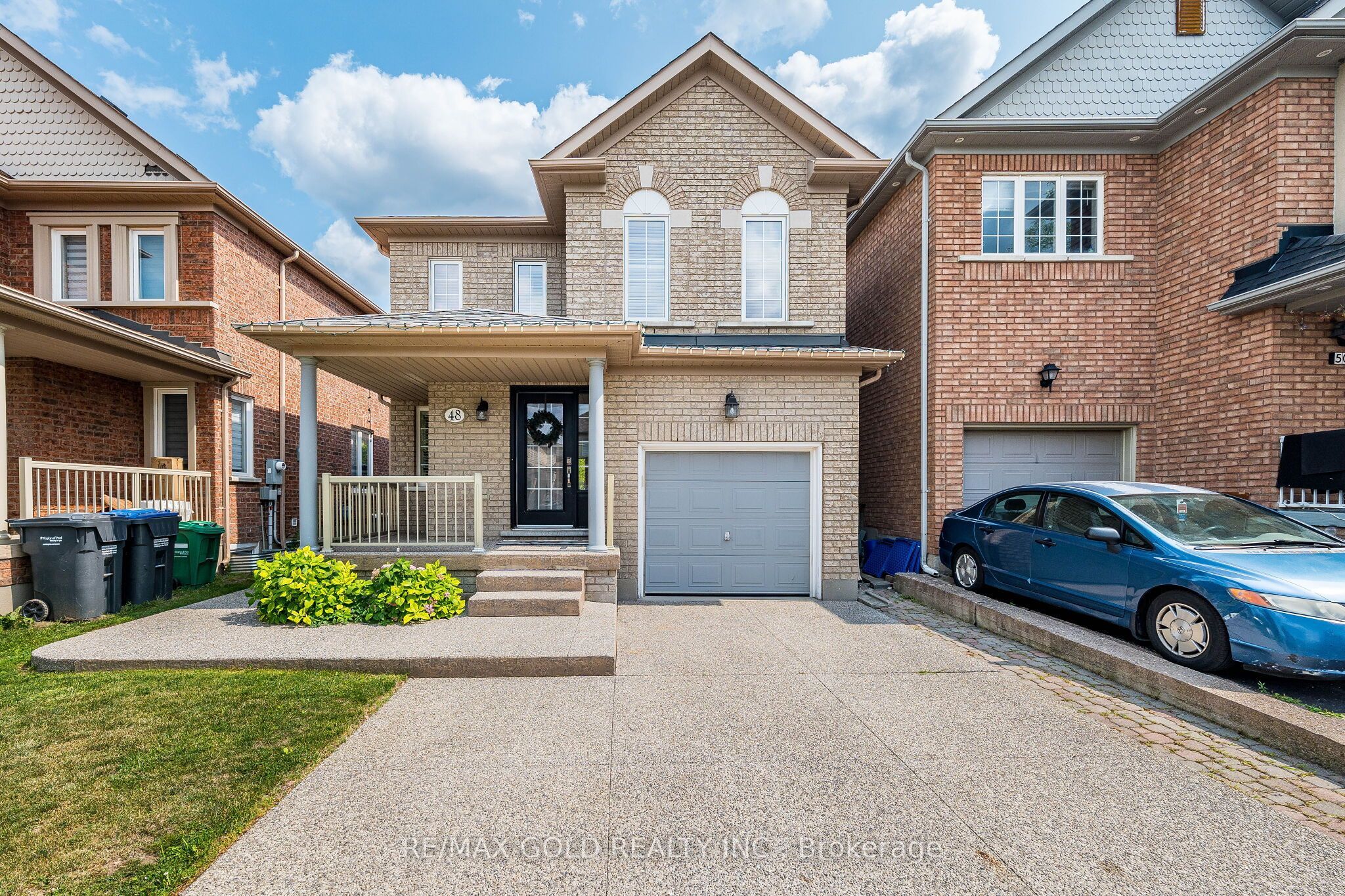 48 Redfinch Way, Brampton, ON L7A 2B2 photo 2