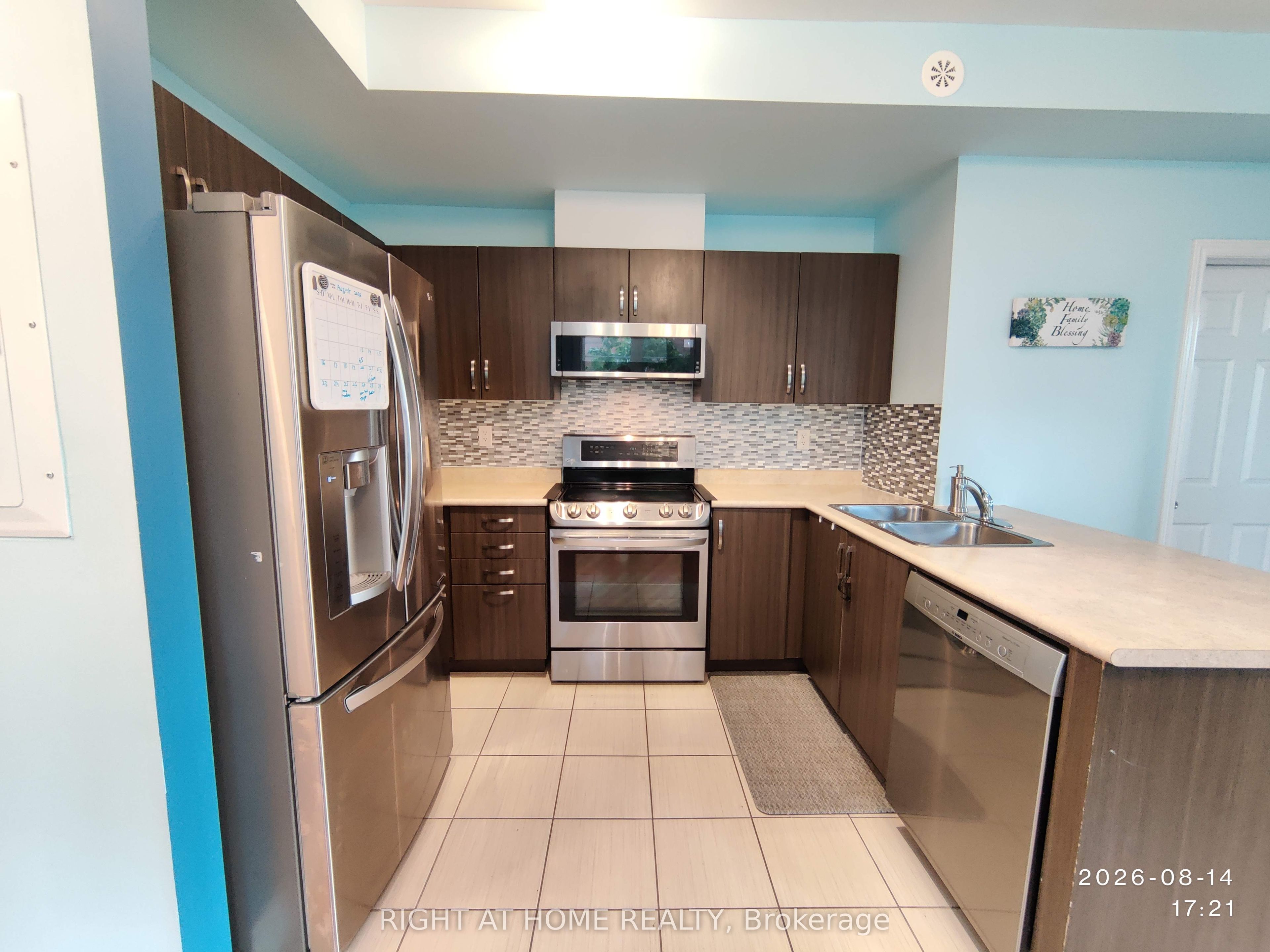 2420 Baronwood Drive 19-02, Oakville, ON L6M 0X6 photo 5