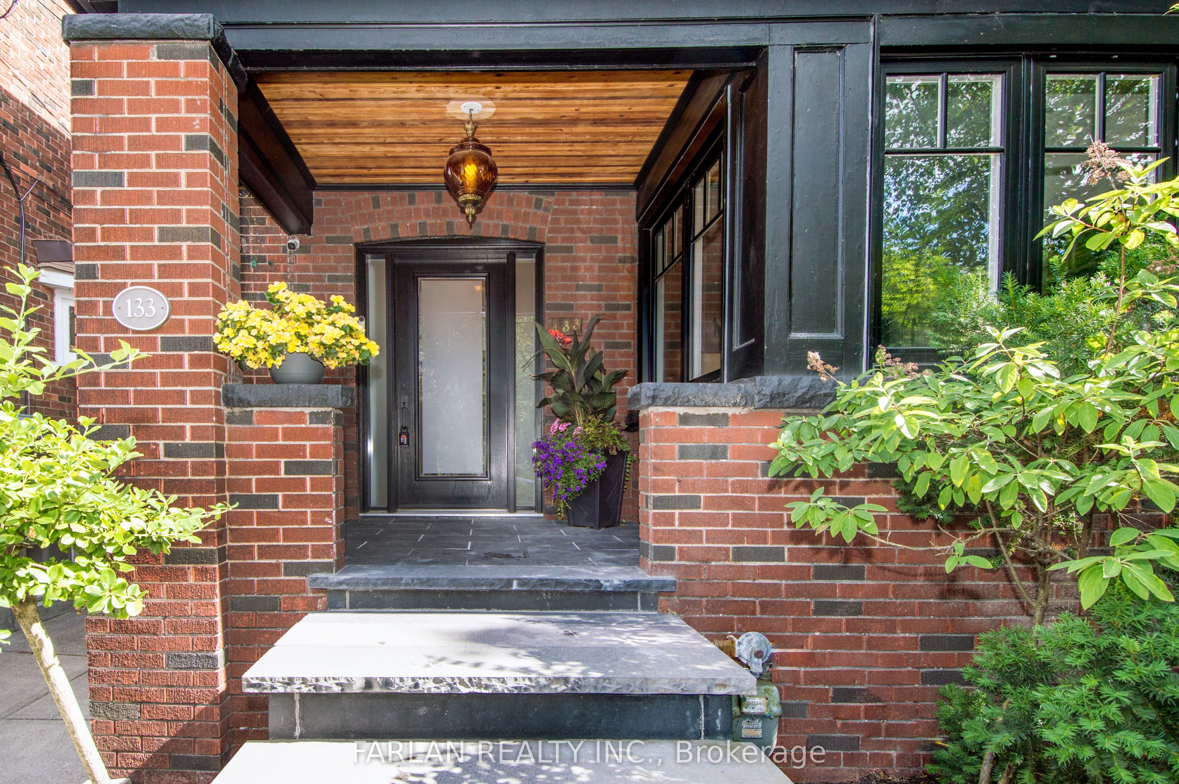 133 Deforest Road, Toronto, ON M6S 1J7 photo 3