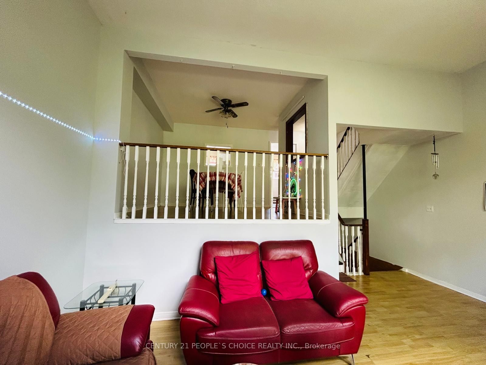 25 Mccallum Court, Brampton, ON L6W 3M4 photo 4