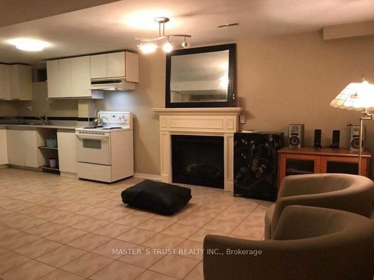 702 Welcome Court Basement, Mississauga, ON L5B 3P8 photo 5