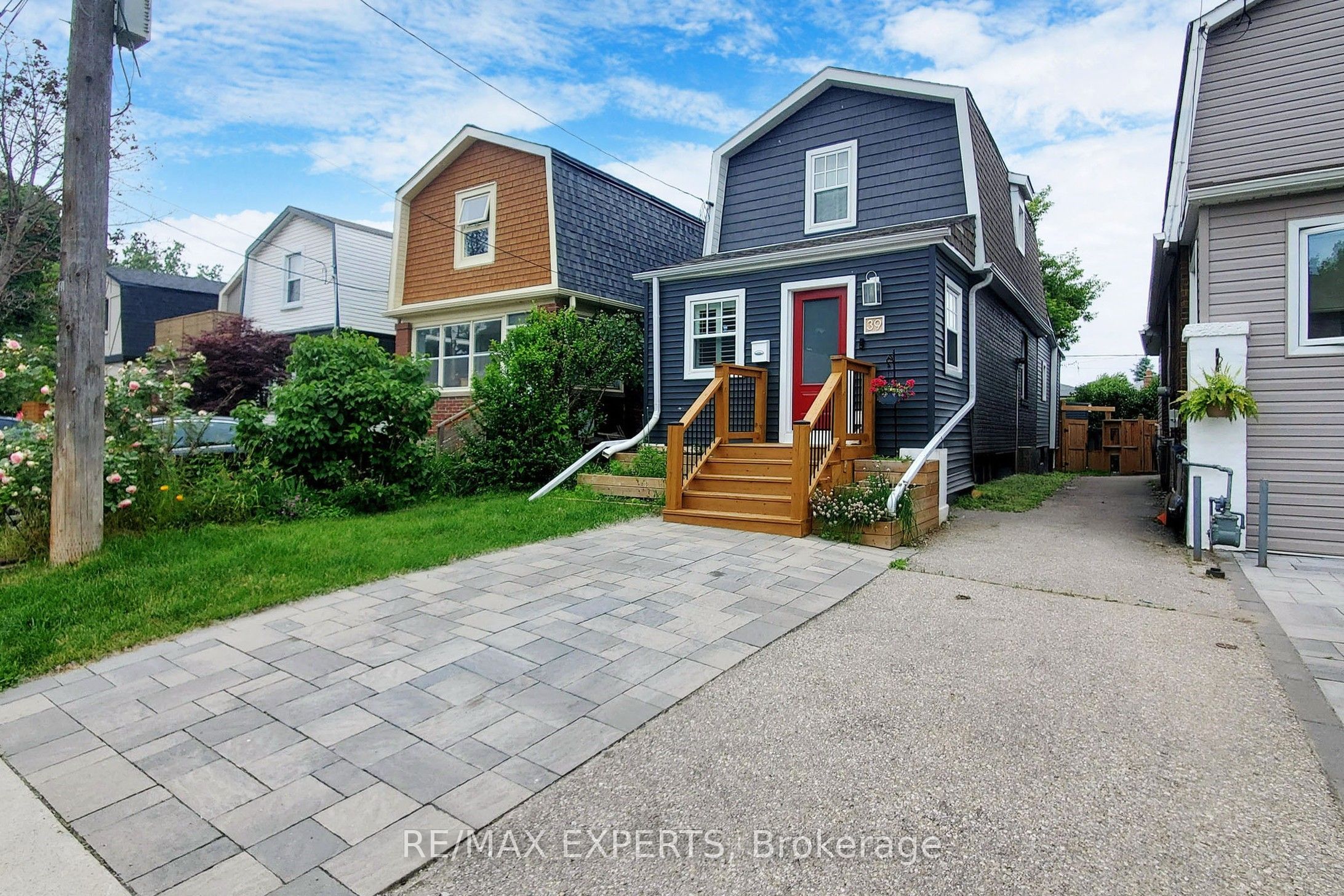 39 Norval Street Bsmt, Toronto, ON M6N 3Z1 photo 2