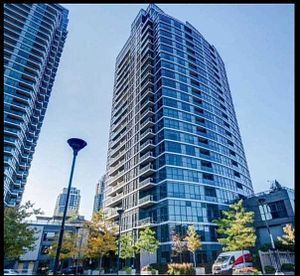223 Webb Drive, Mississauga, ON L5B 0E8 photo 2