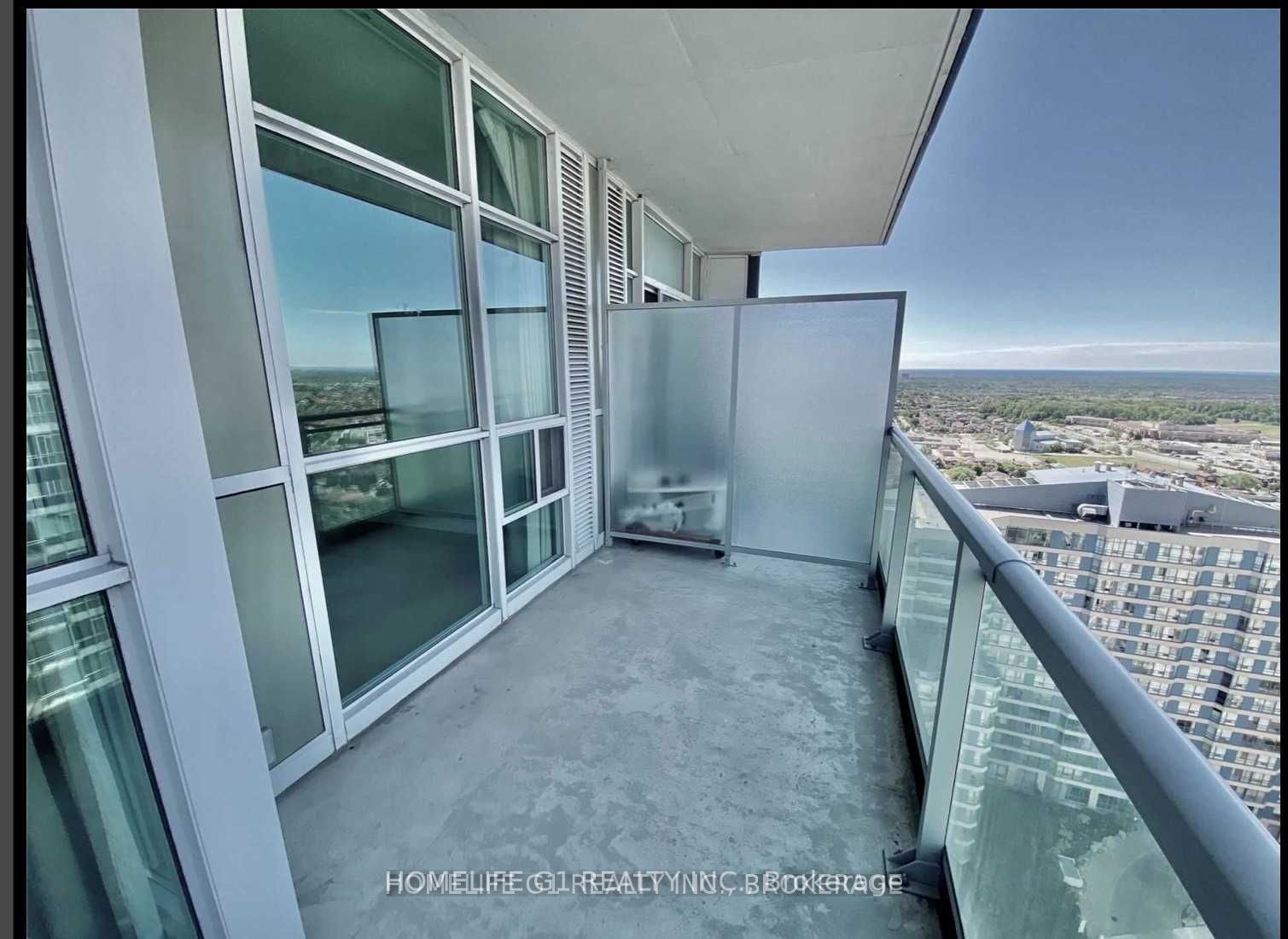 223 Webb Drive, Mississauga, ON L5B 0E8 photo 5