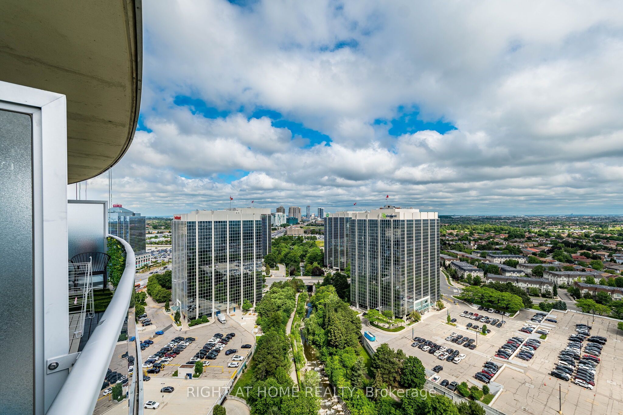 80 Absolute Avenue 2302, Mississauga, ON L4Z 0A5