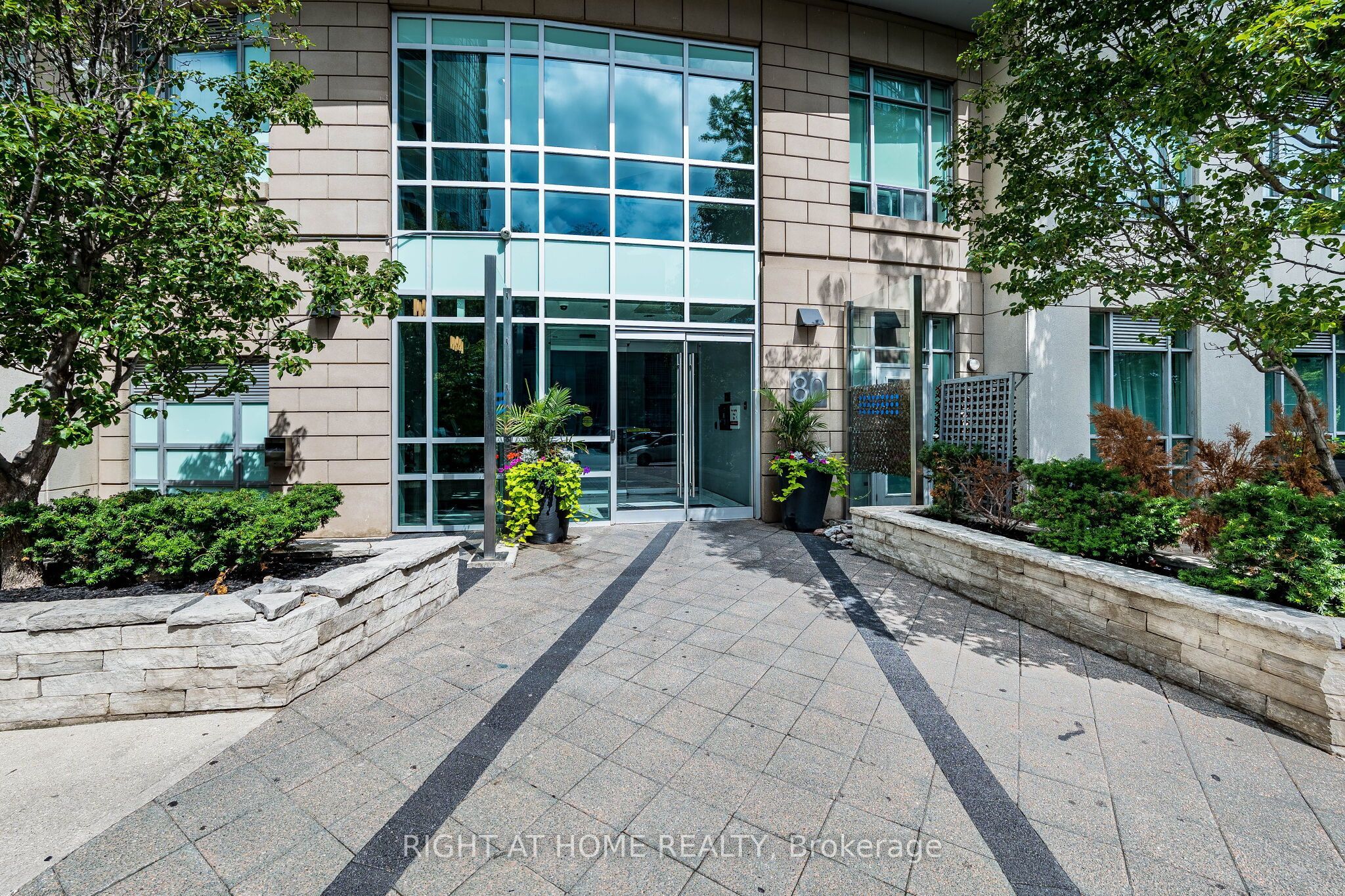 80 Absolute Avenue 2302, Mississauga, ON L4Z 0A5 photo 5