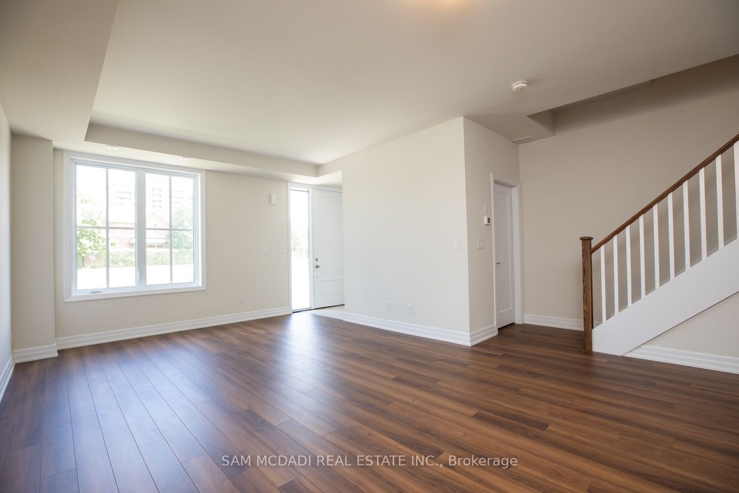 1180 Cawthra Road 102, Mississauga, ON L5G 0A5 photo 3