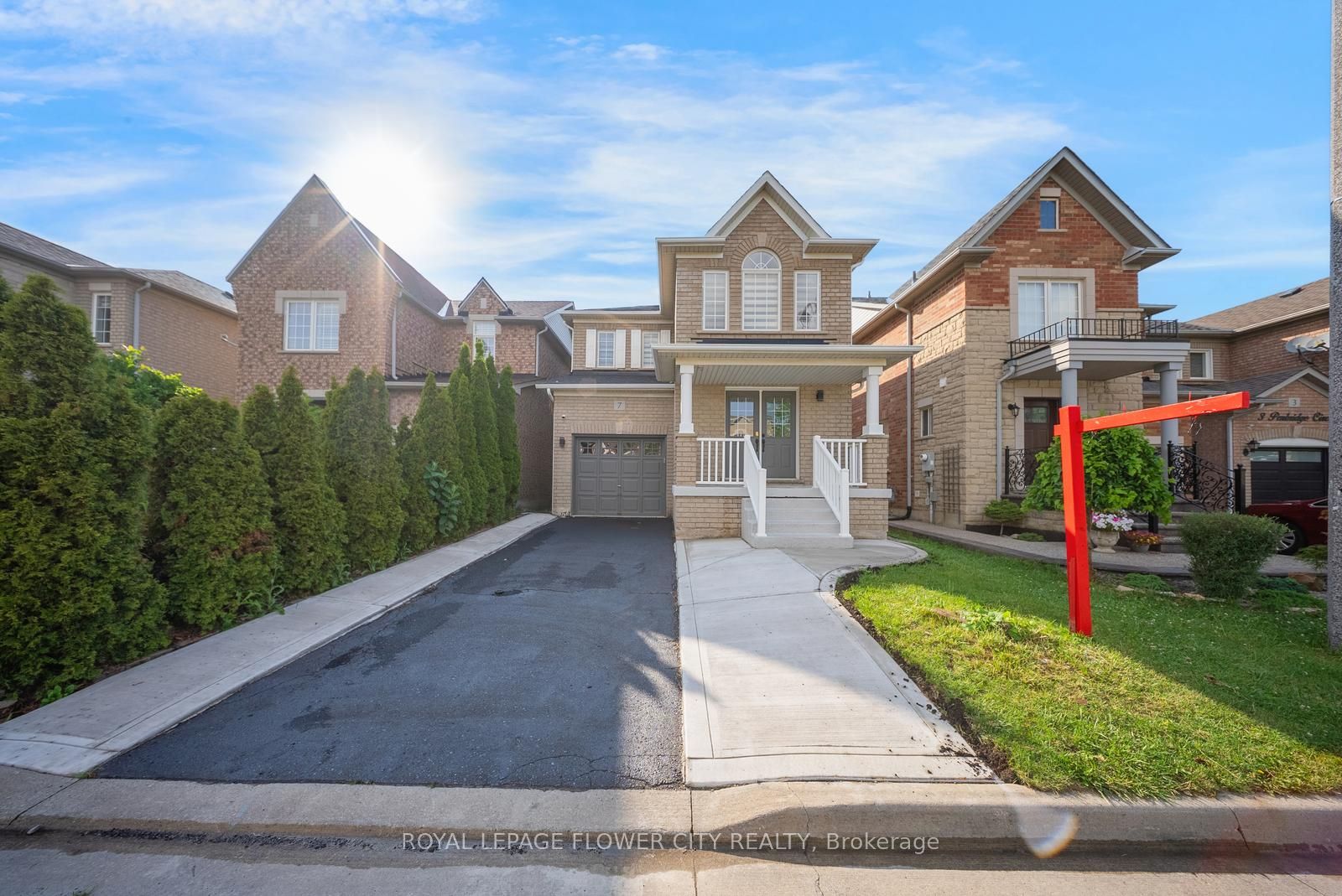 7 Penbridge Circle, Brampton, ON L7A 2P8 photo 2