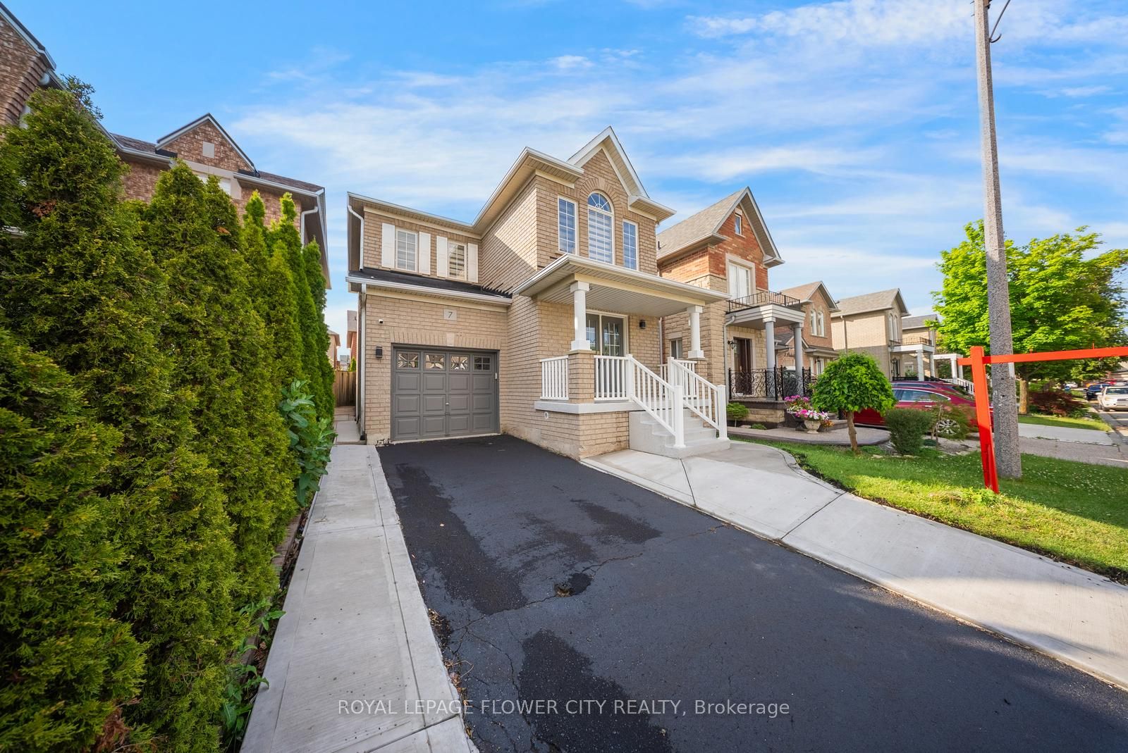 7 Penbridge Circle, Brampton, ON L7A 2P8 photo 3