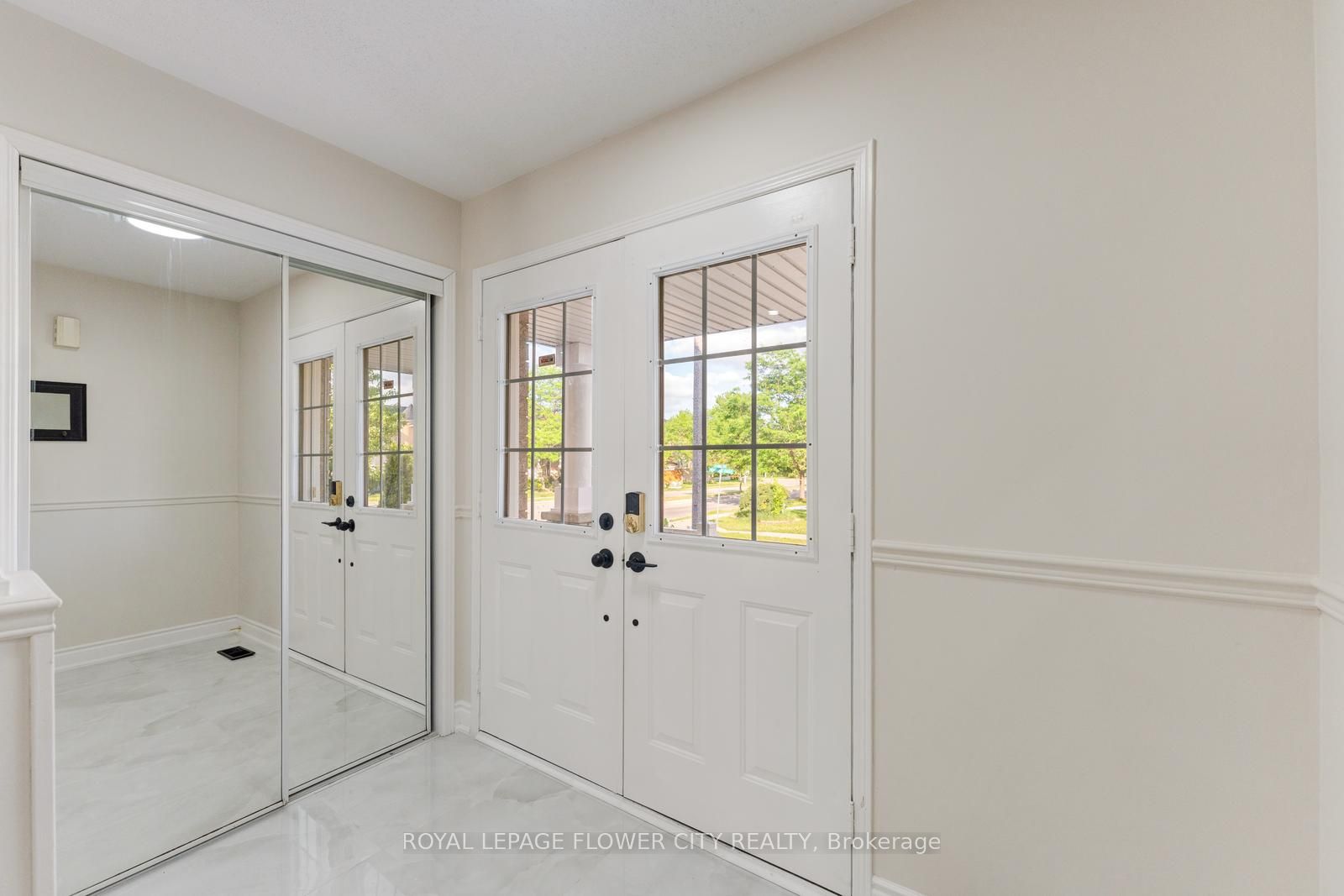 7 Penbridge Circle, Brampton, ON L7A 2P8 photo 5