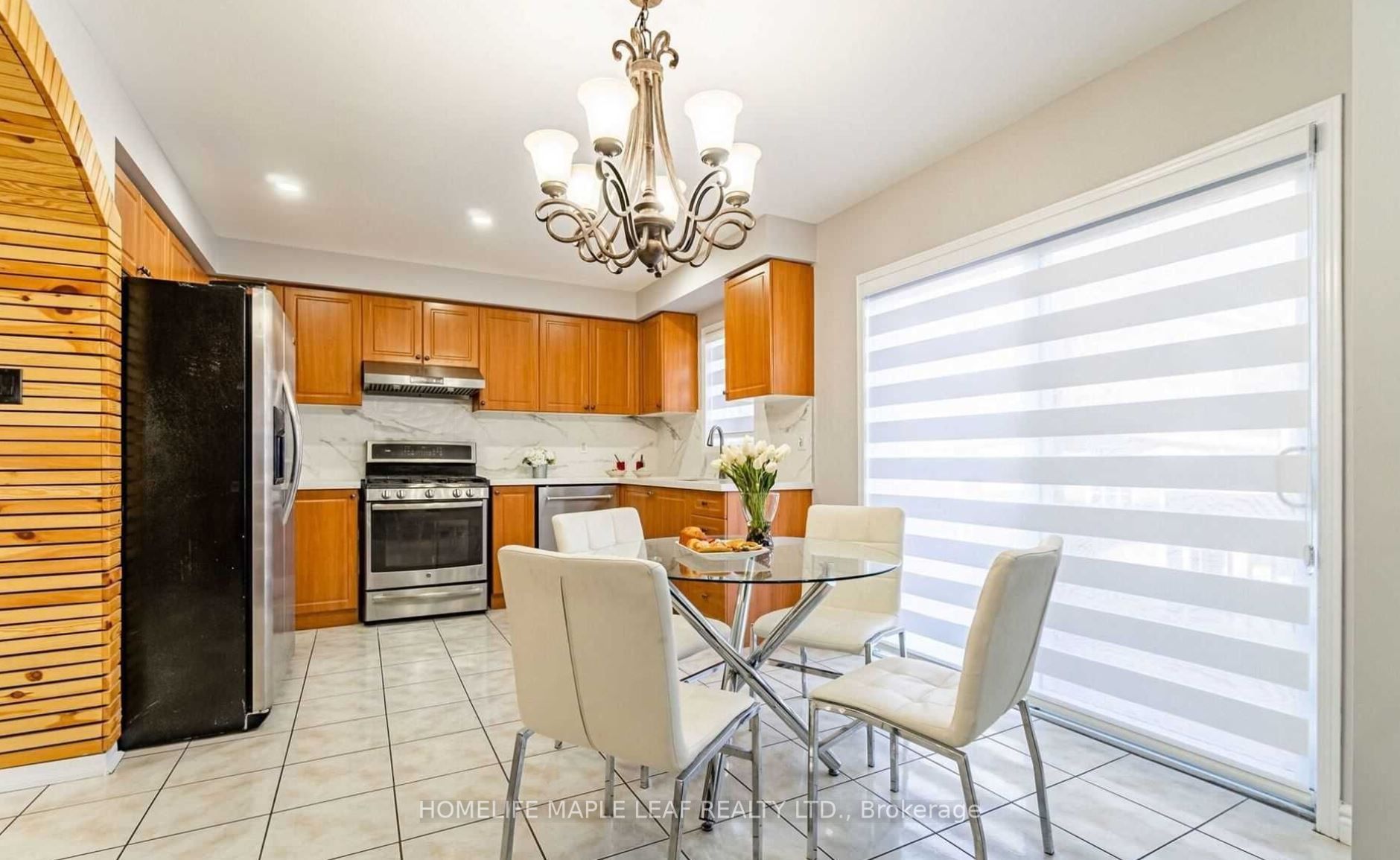343 Edenbrook Hill Drive, Brampton, ON L7A 2L3 photo 5