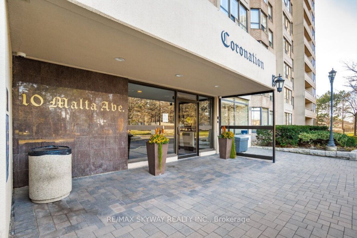 10 Malta Avenue 905, Brampton, ON L6Y 4G6 photo 2