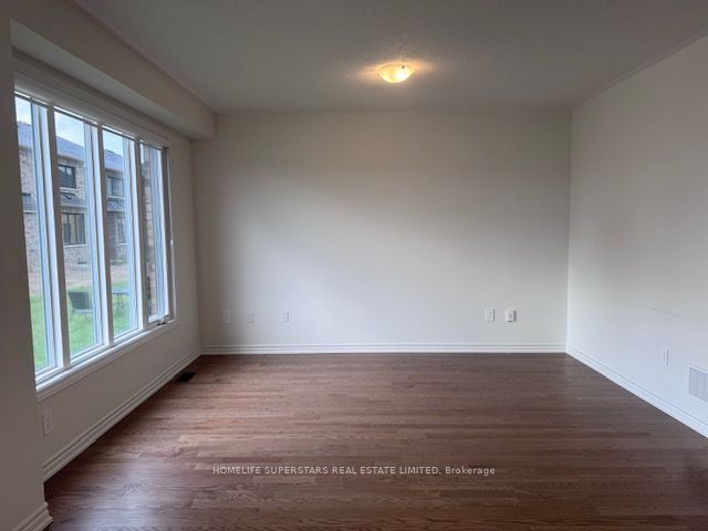 319 Bergamot Avenue, Milton, ON L9E 2G1 photo 3