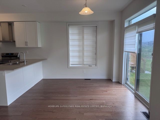 319 Bergamot Avenue, Milton, ON L9E 2G1 photo 4