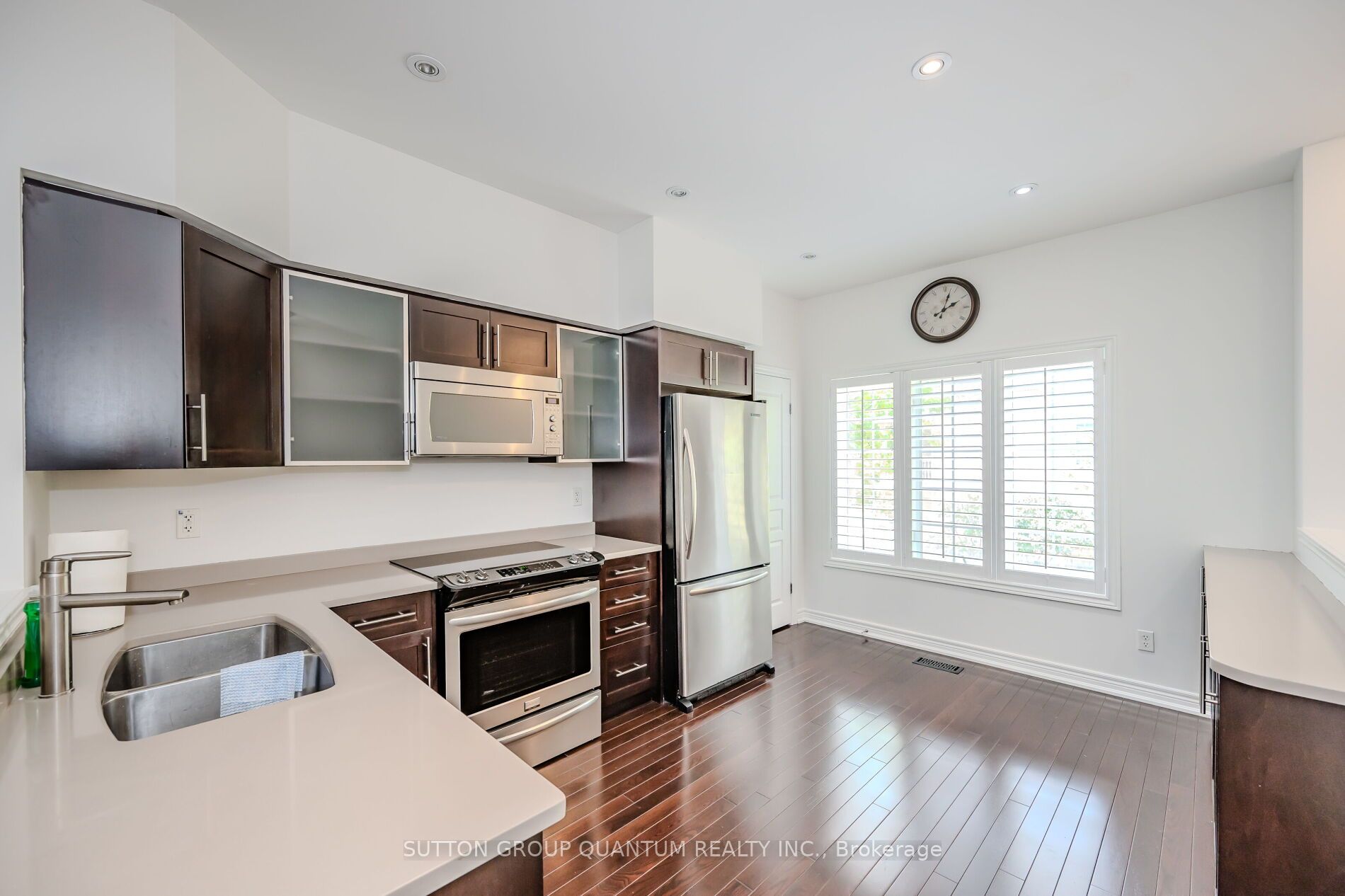 4304 INGRAM, Burlington, ON L7L 0C4 photo 2