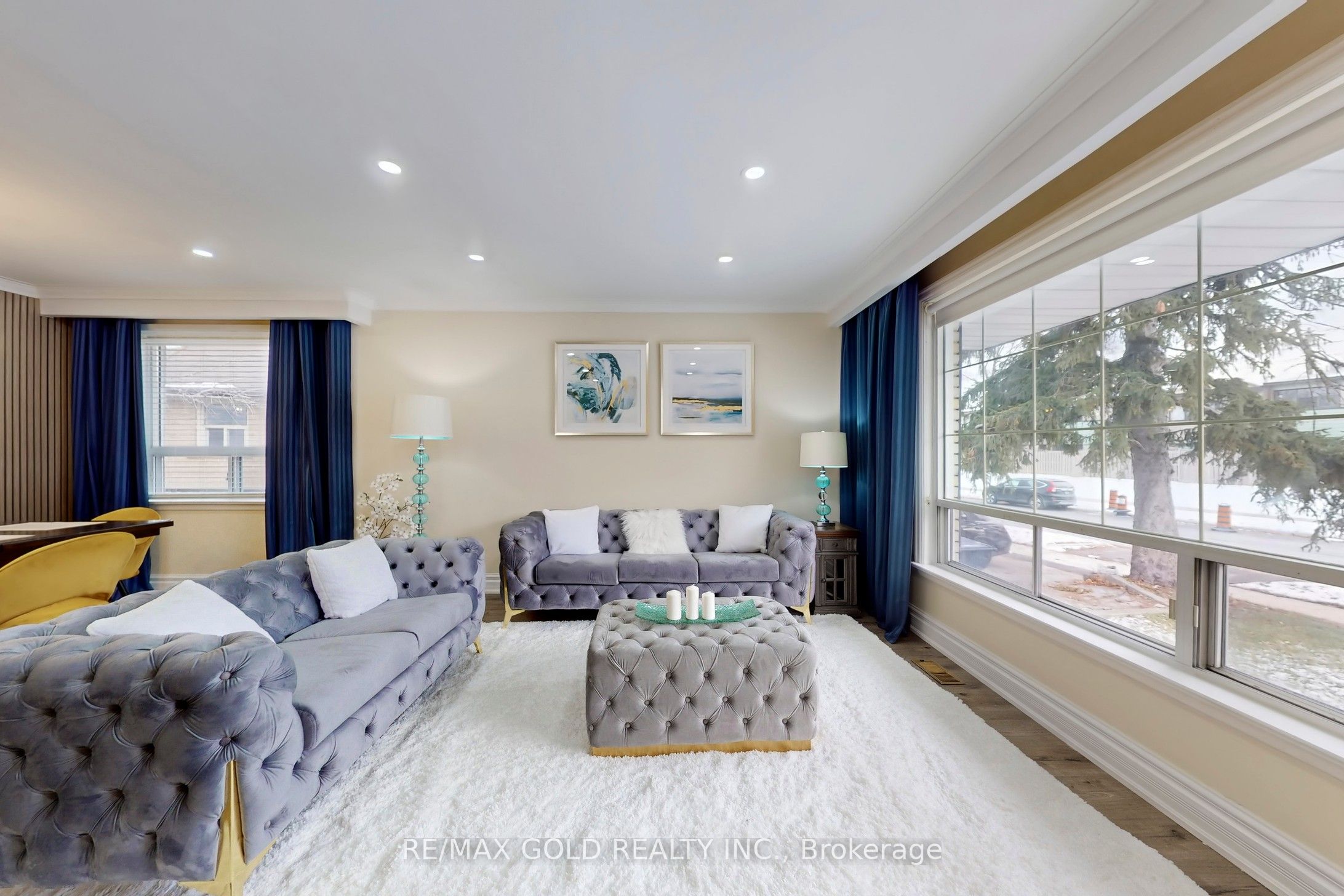 189 Kingsview Boulevard, Toronto, ON M9R 1V7 photo 4